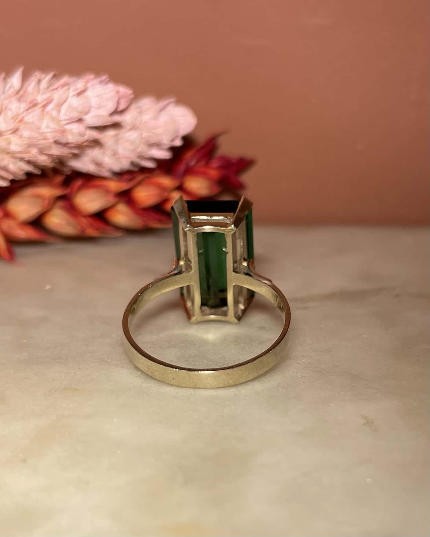 Anillo de cóctel "Jorine" de turmalina de 7 quilates