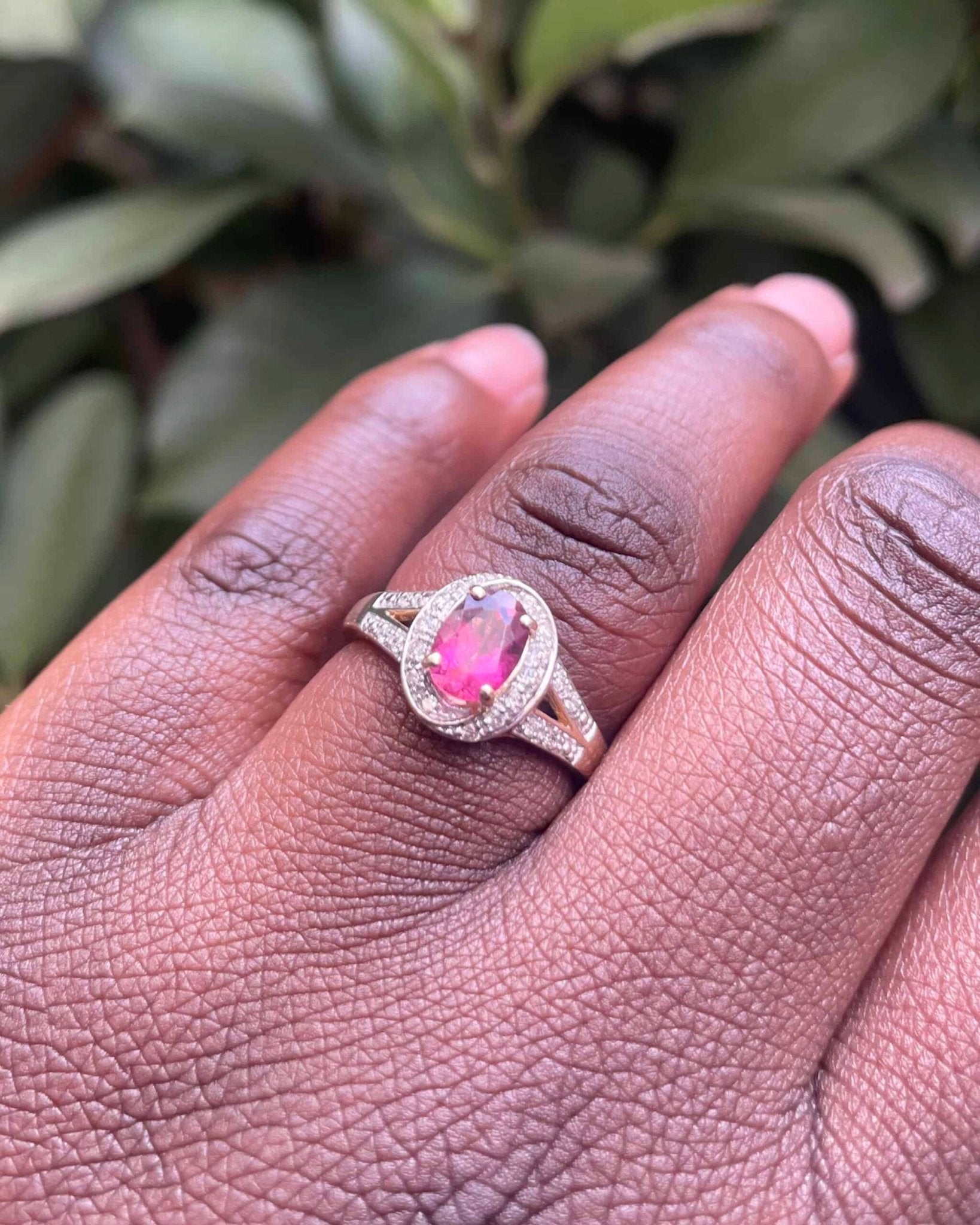 Bague Vintage Tourmaline Rose 1.35 carat & 22 Diamants "Orya" - Elliade Paris