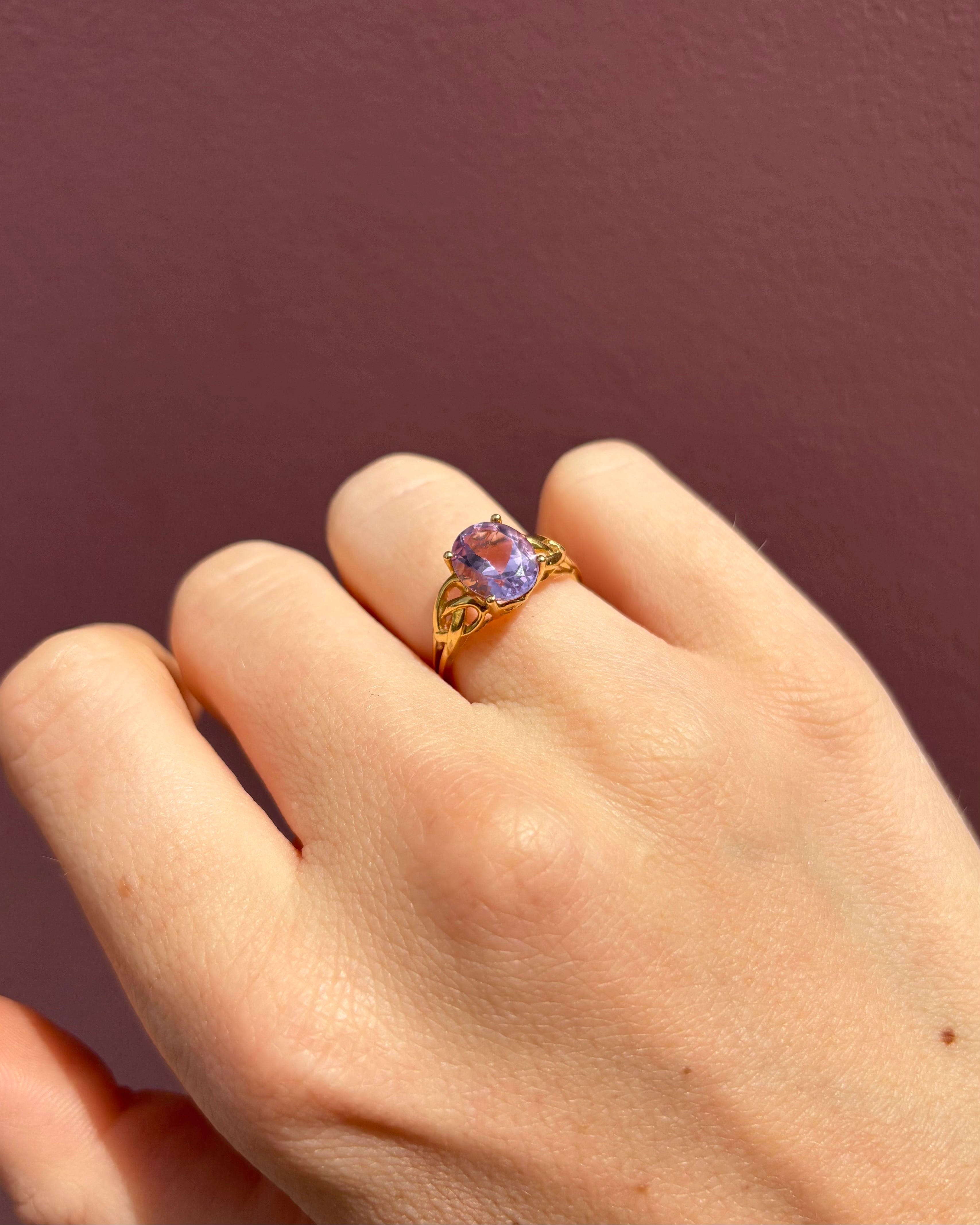 Cocktail Amethyst Ring 2.30 carats "Amélie"