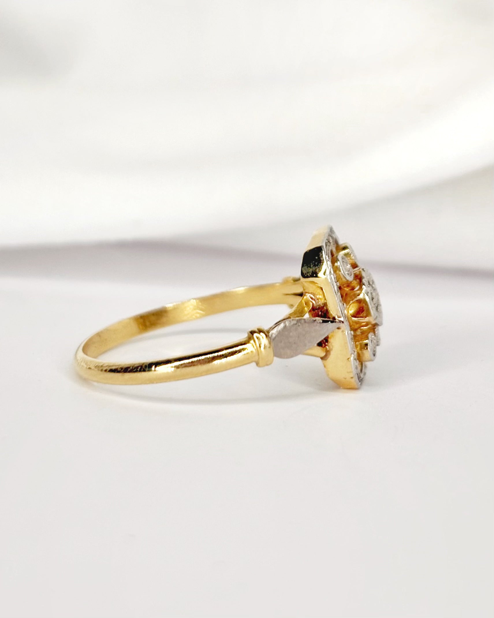 Bague Art-Déco Diamants "Lila"