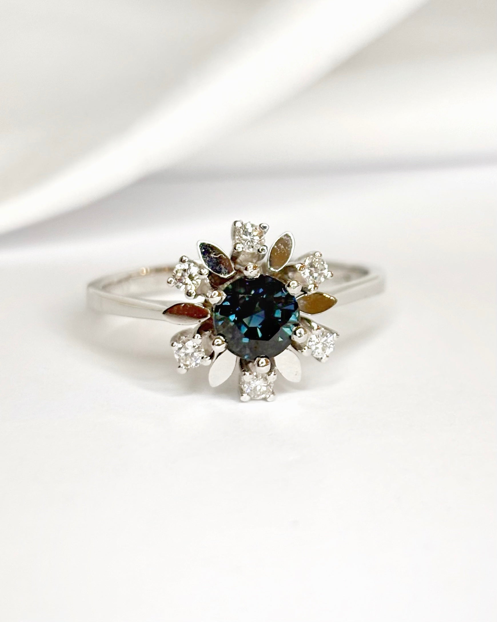 Marguerite Sapphire Ring 1.30 carat & Diamonds 0.30 carat "Magdalena"