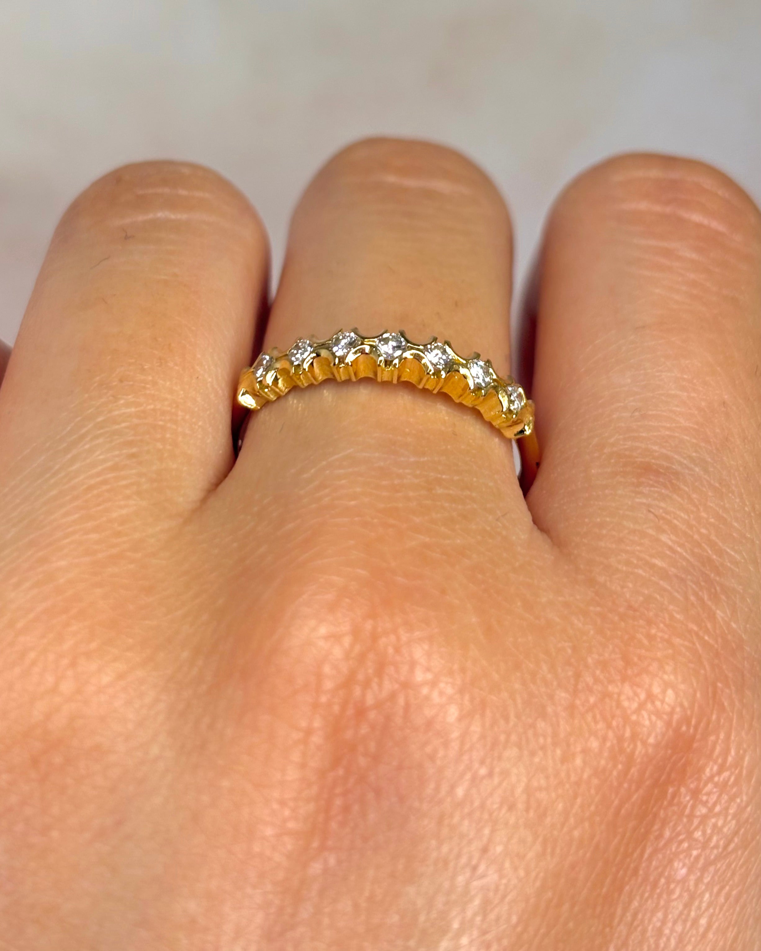 0.28 Carat Diamond Half-Eternity Ring "Salma"