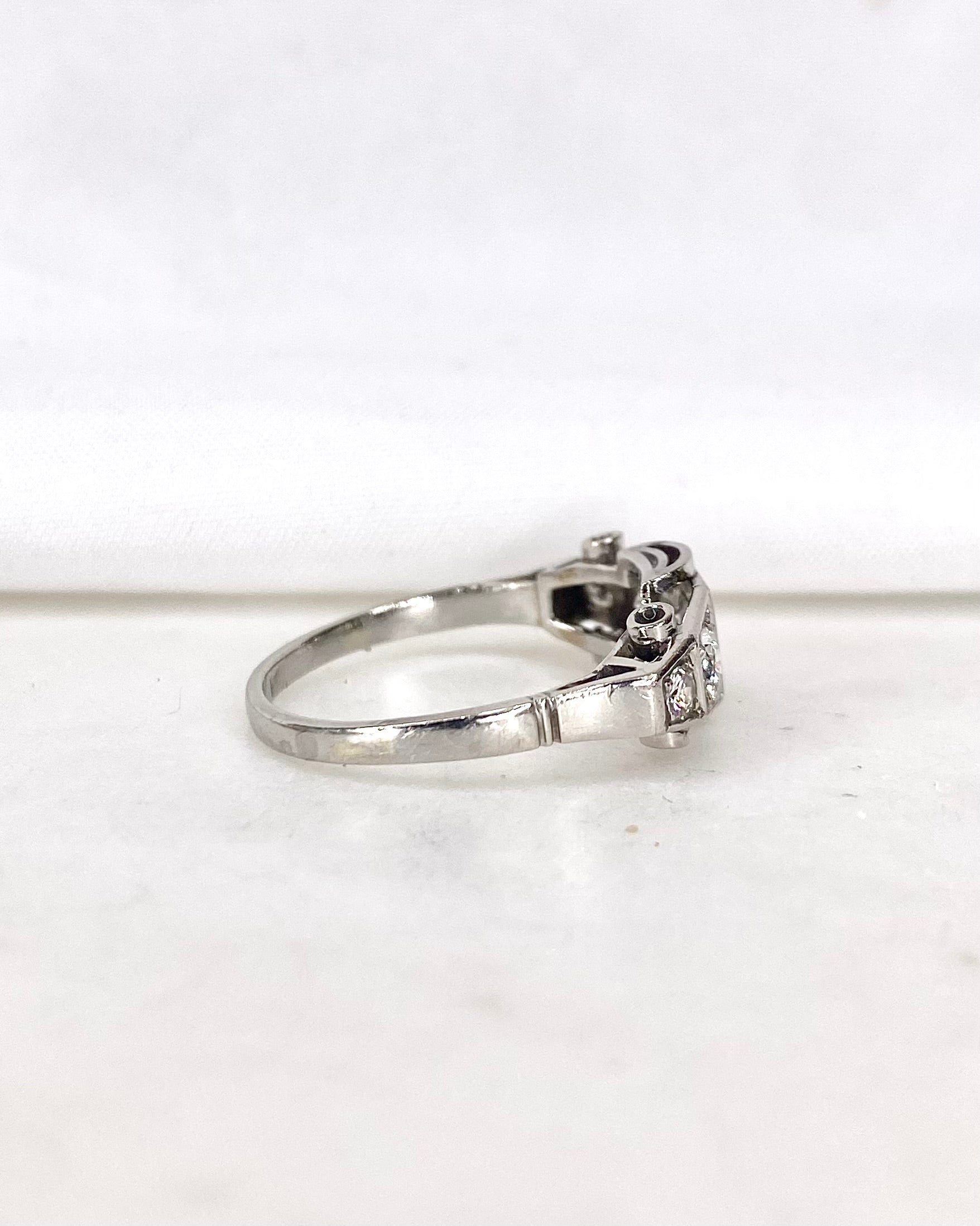 Bague Art Déco Rivière Diamants "Carole"