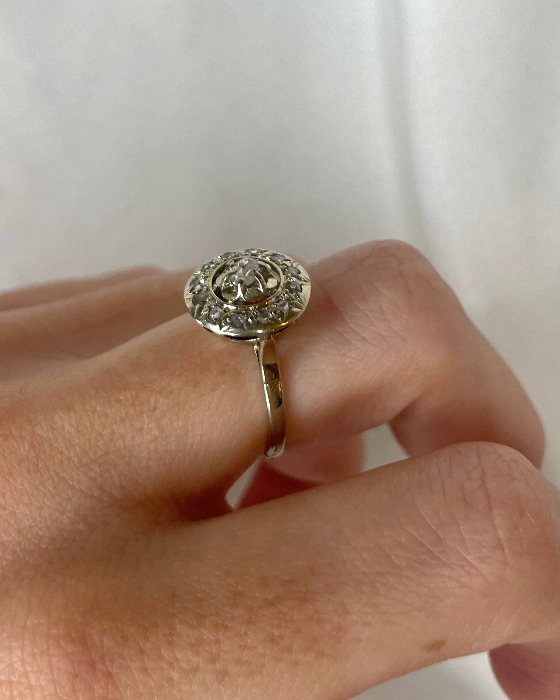 Bague Art Déco 13 Diamants 0.19 carat "Albane"