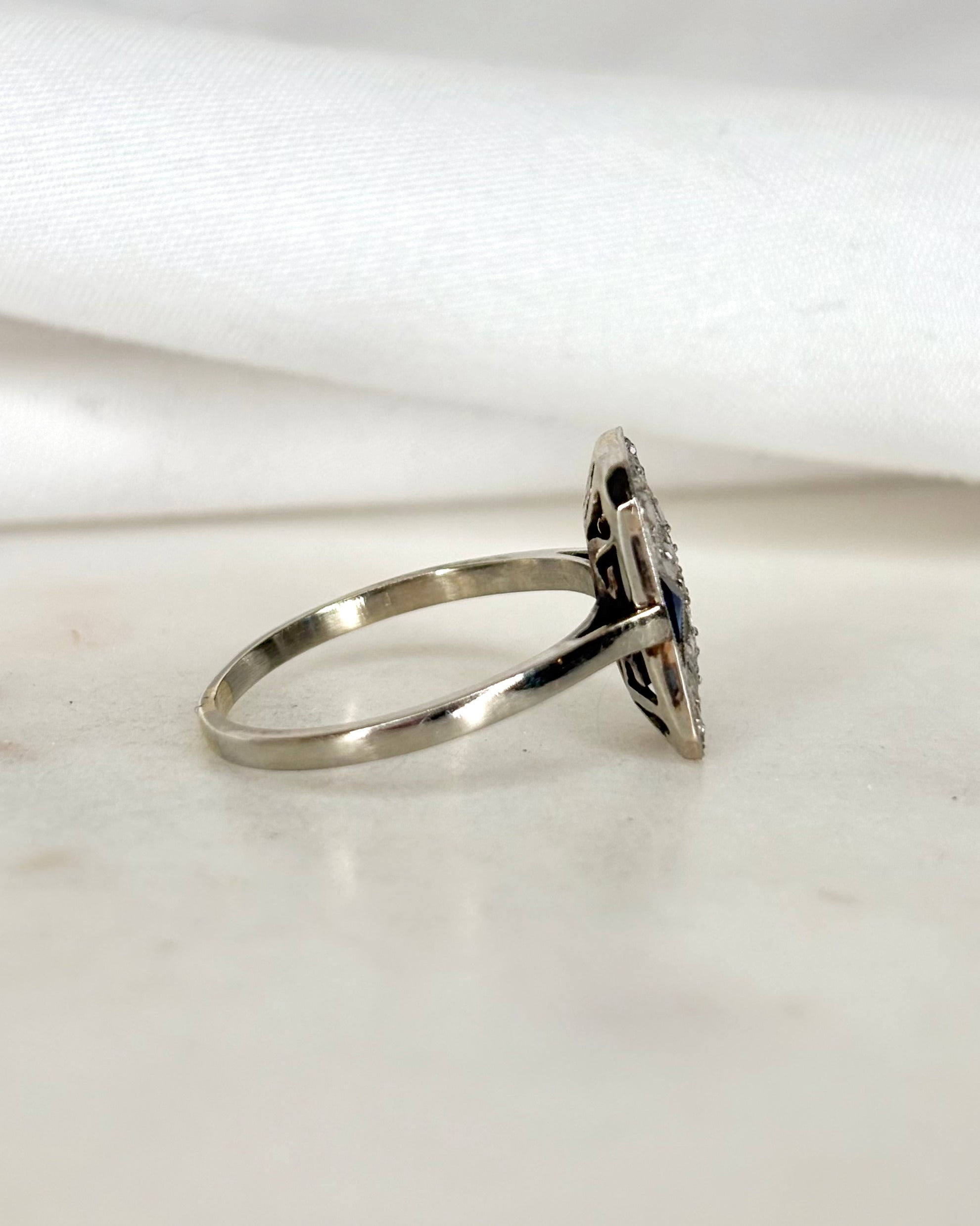 Bague Art Déco 2 Saphirs & 15 Diamants "Zélie"