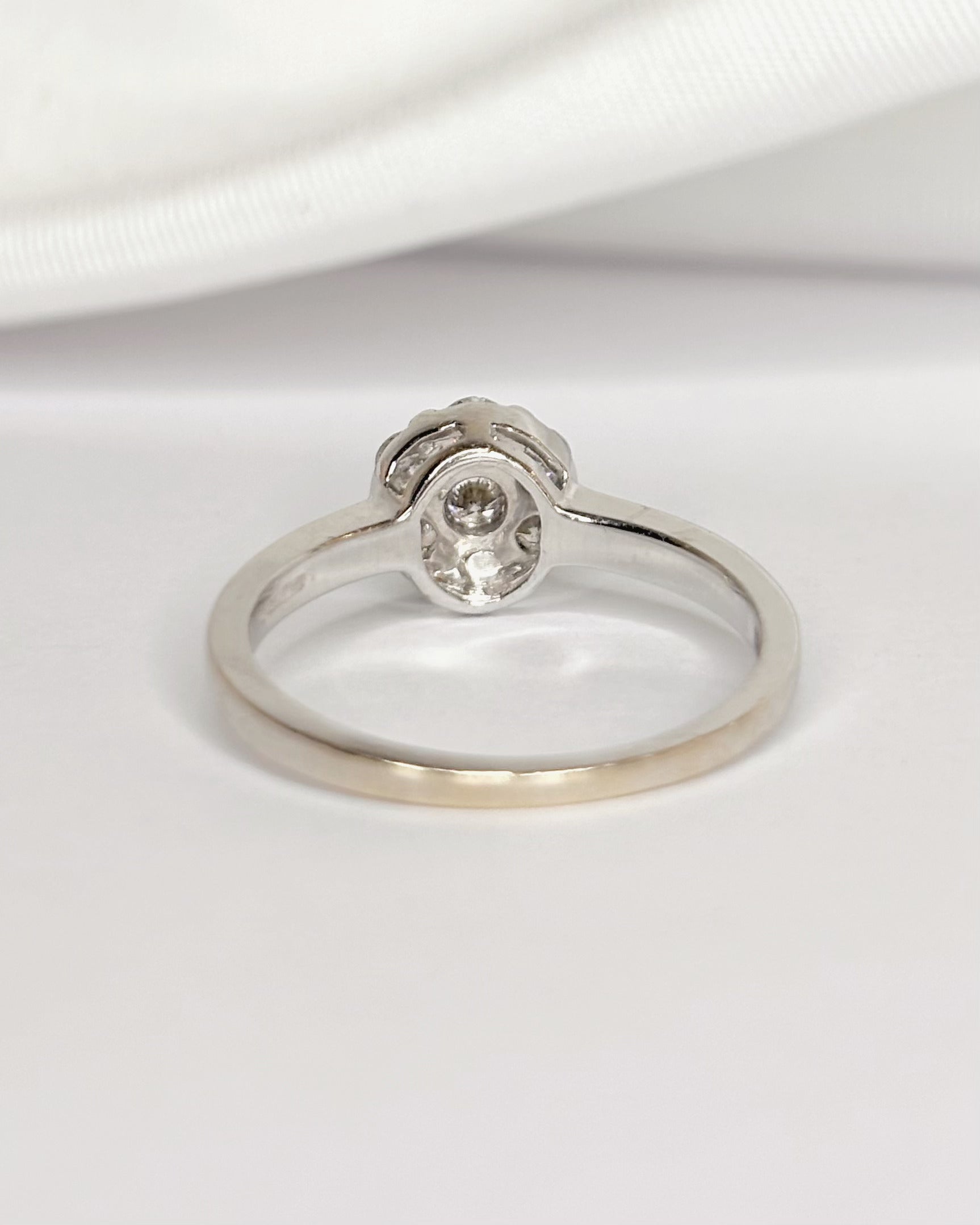 Bague Marguerite Diamants 0.37 carat "Lili"
