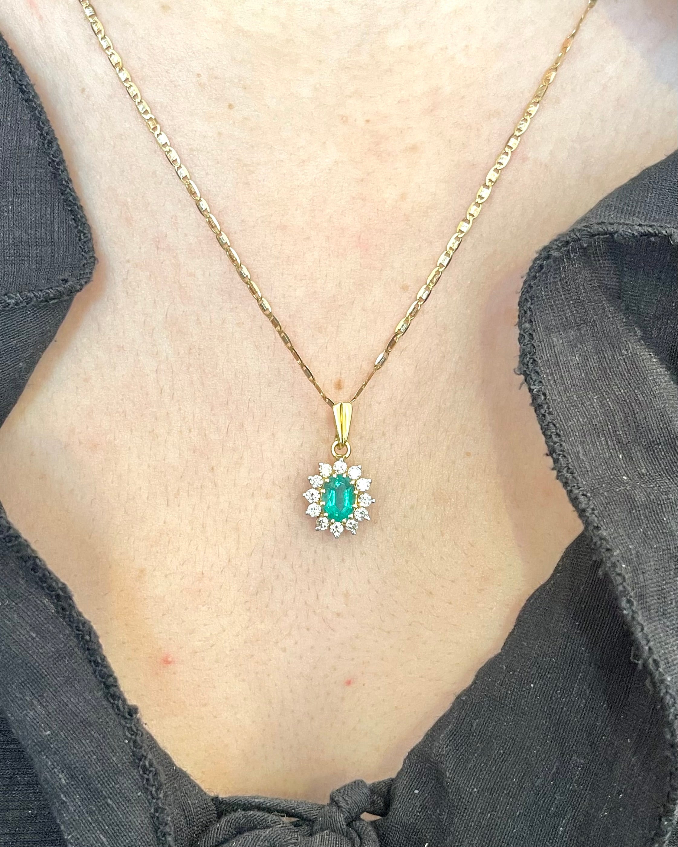 Pendentif Marguerite Émeraude & Diamants "Ruth"