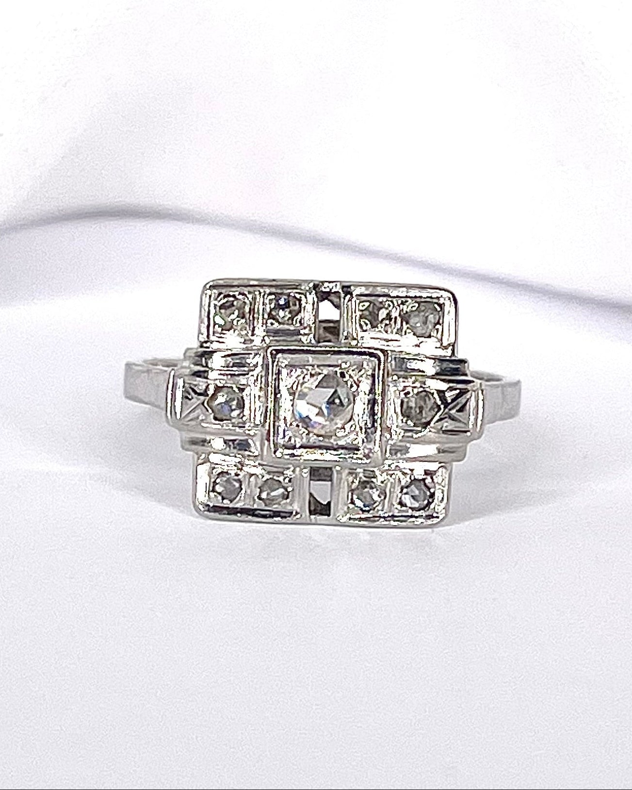 Anillo Art Déco con diamantes de 0,22 quilates "Georgina"
