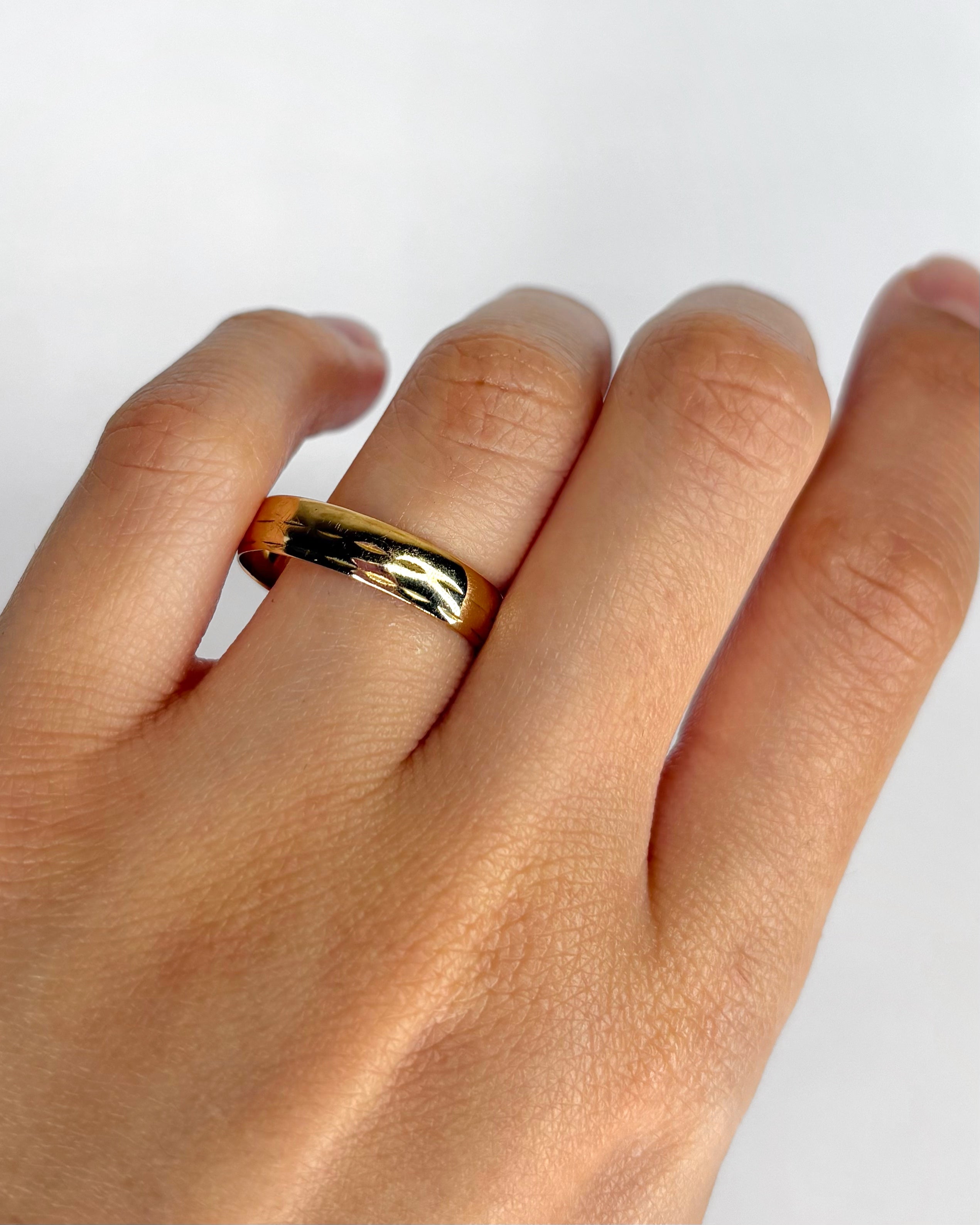 Alliance Or Jaune 18 carats "Marga" - Elliade Paris