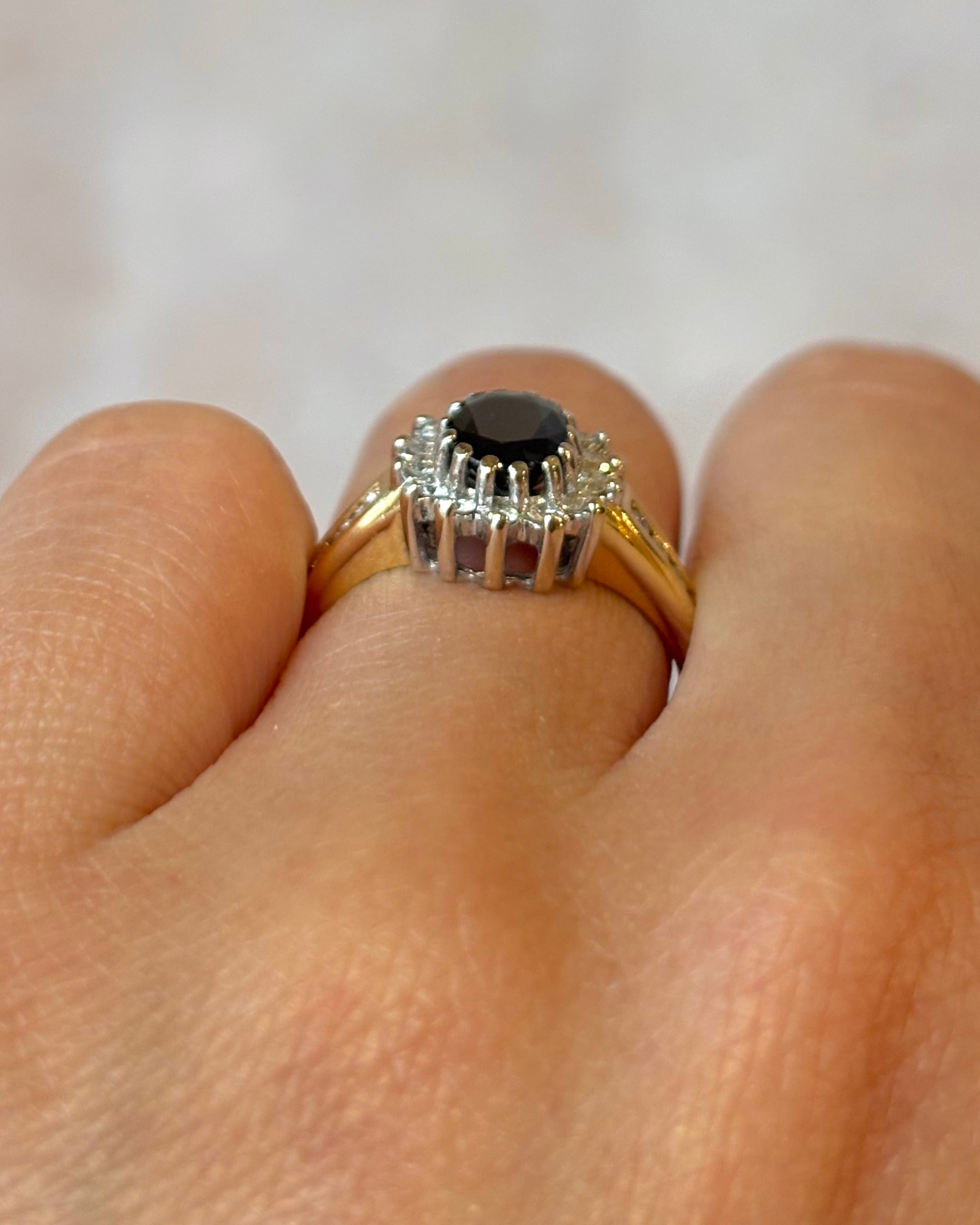 Bague Marguerite Saphir 1.15 carat & Diamants 0.33 carat "Helena" - Elliade Paris