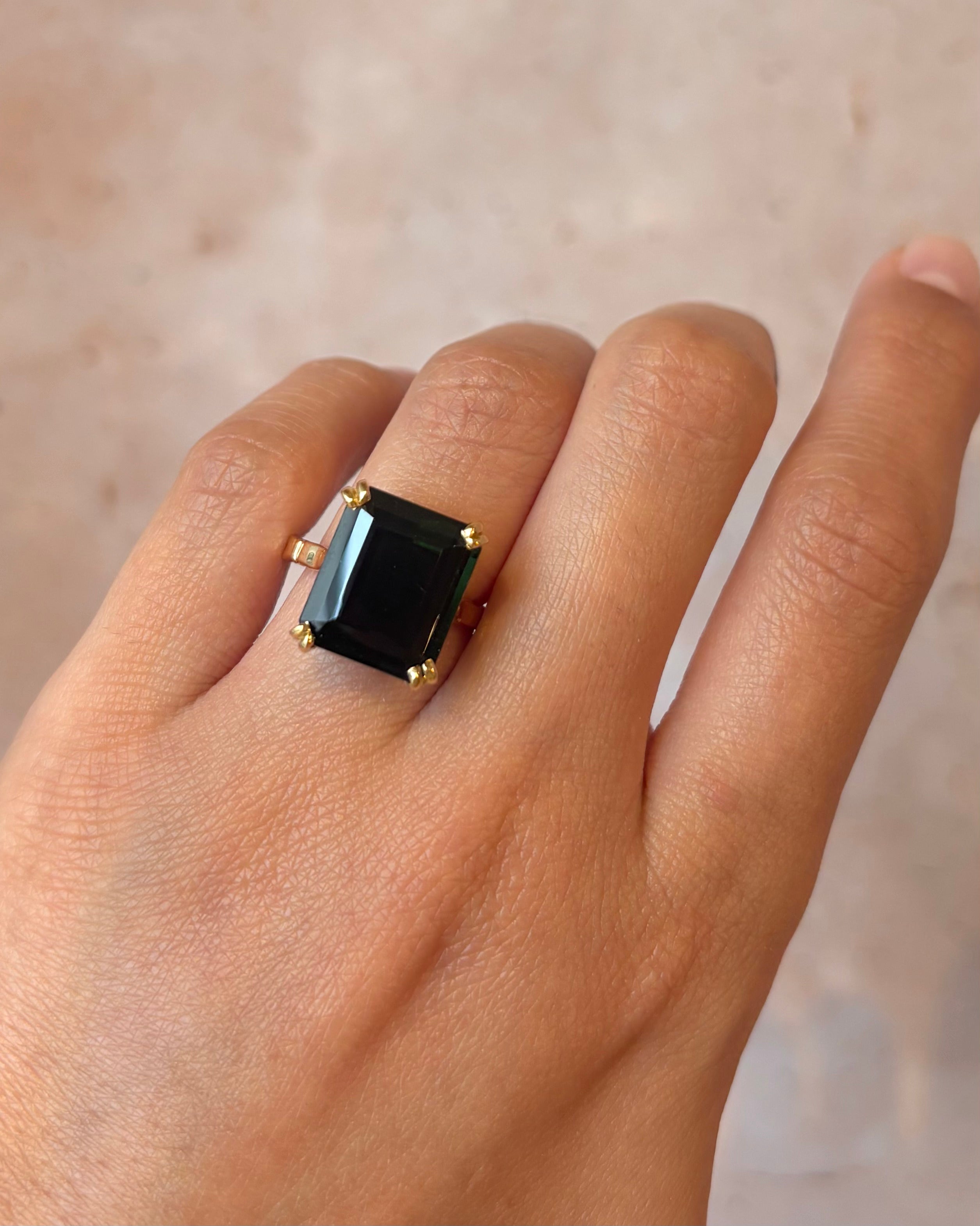 Bague Cocktail Tourmaline Verte 8.35 carats "Emma" - Elliade Paris