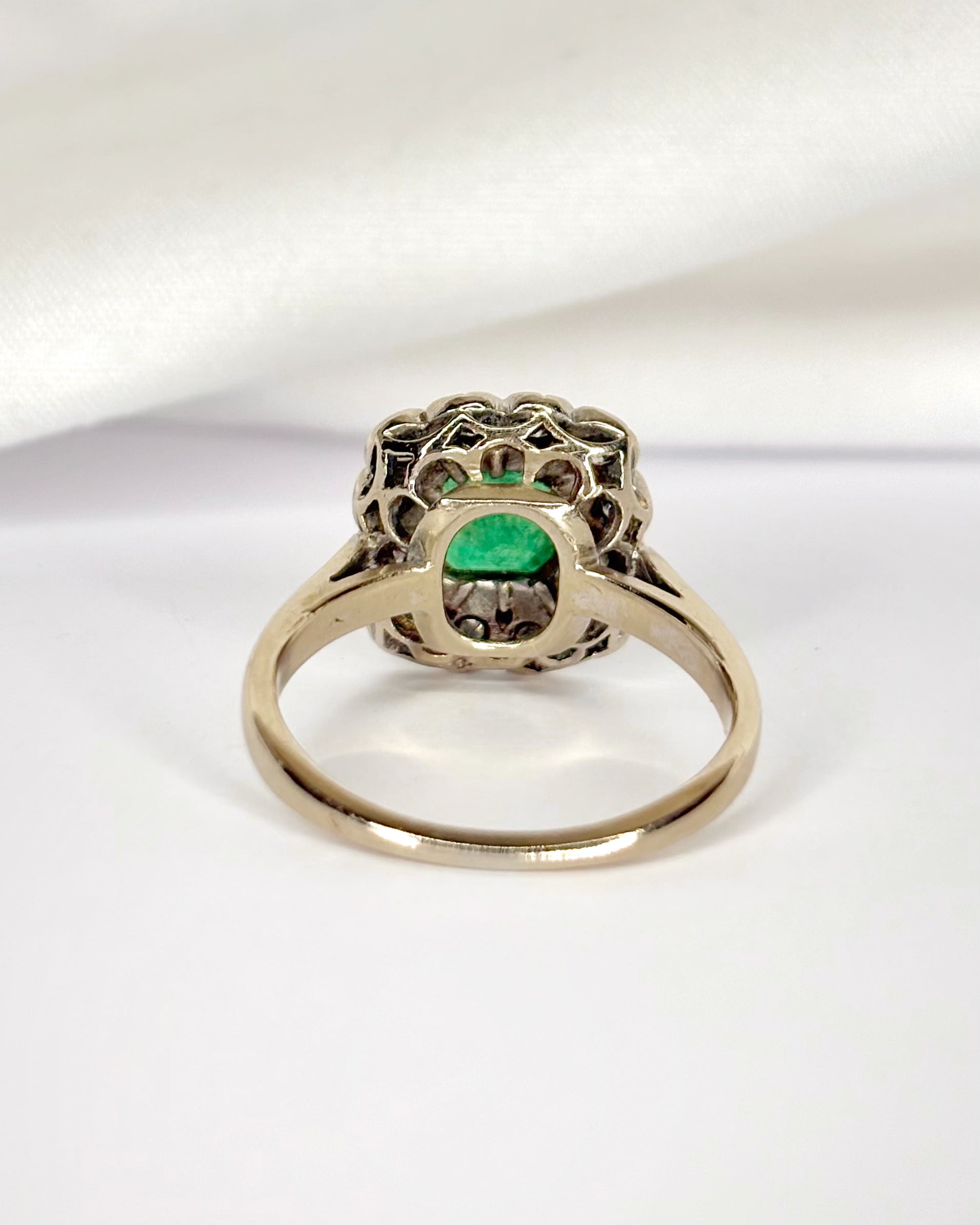 Emerald Daisy Ring 1.15 Carat, Diamonds 0.60 Carat & Gold 4.63g "Melania"