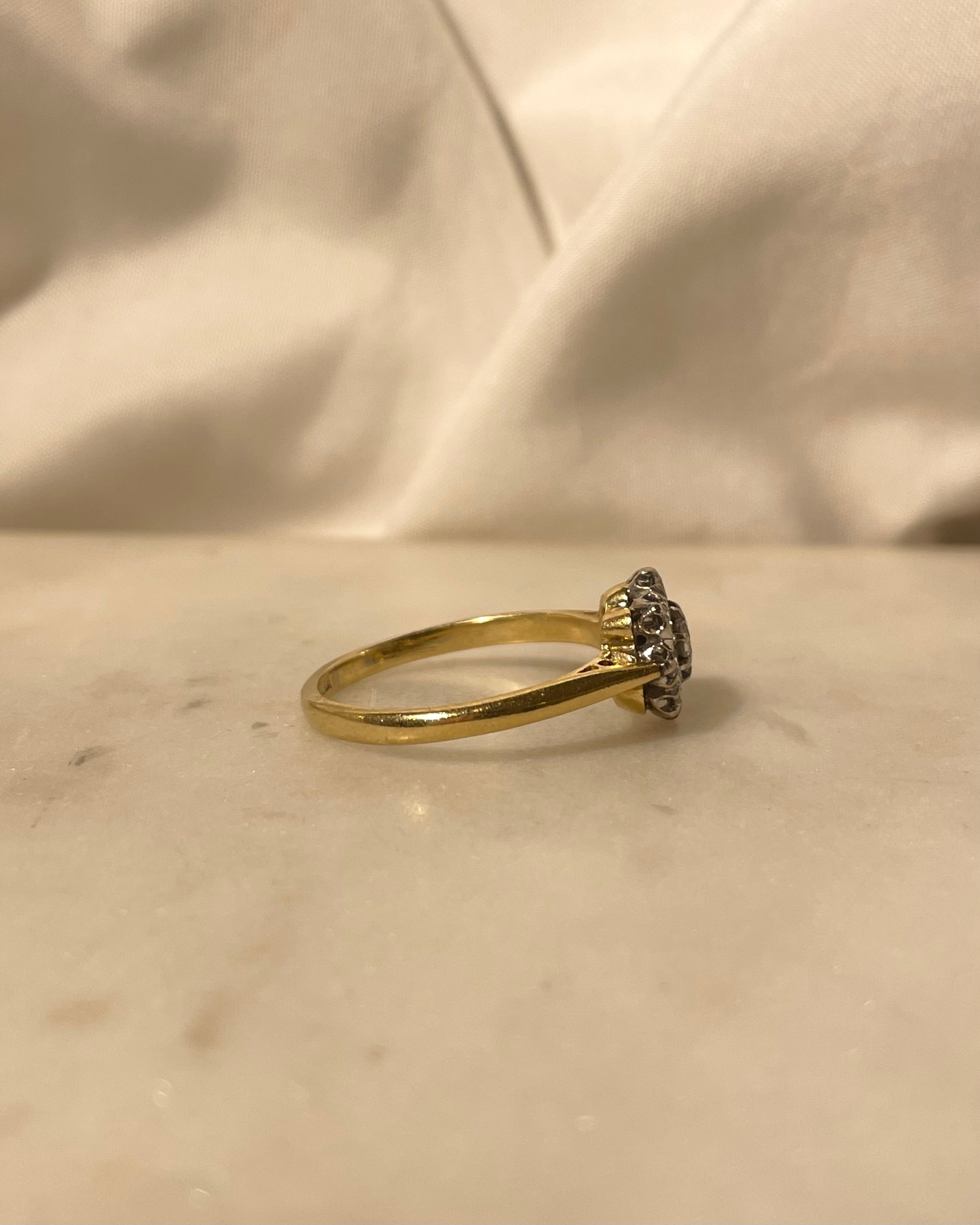 Bague Marguerite Diamants 0.60 carat "Irisia"