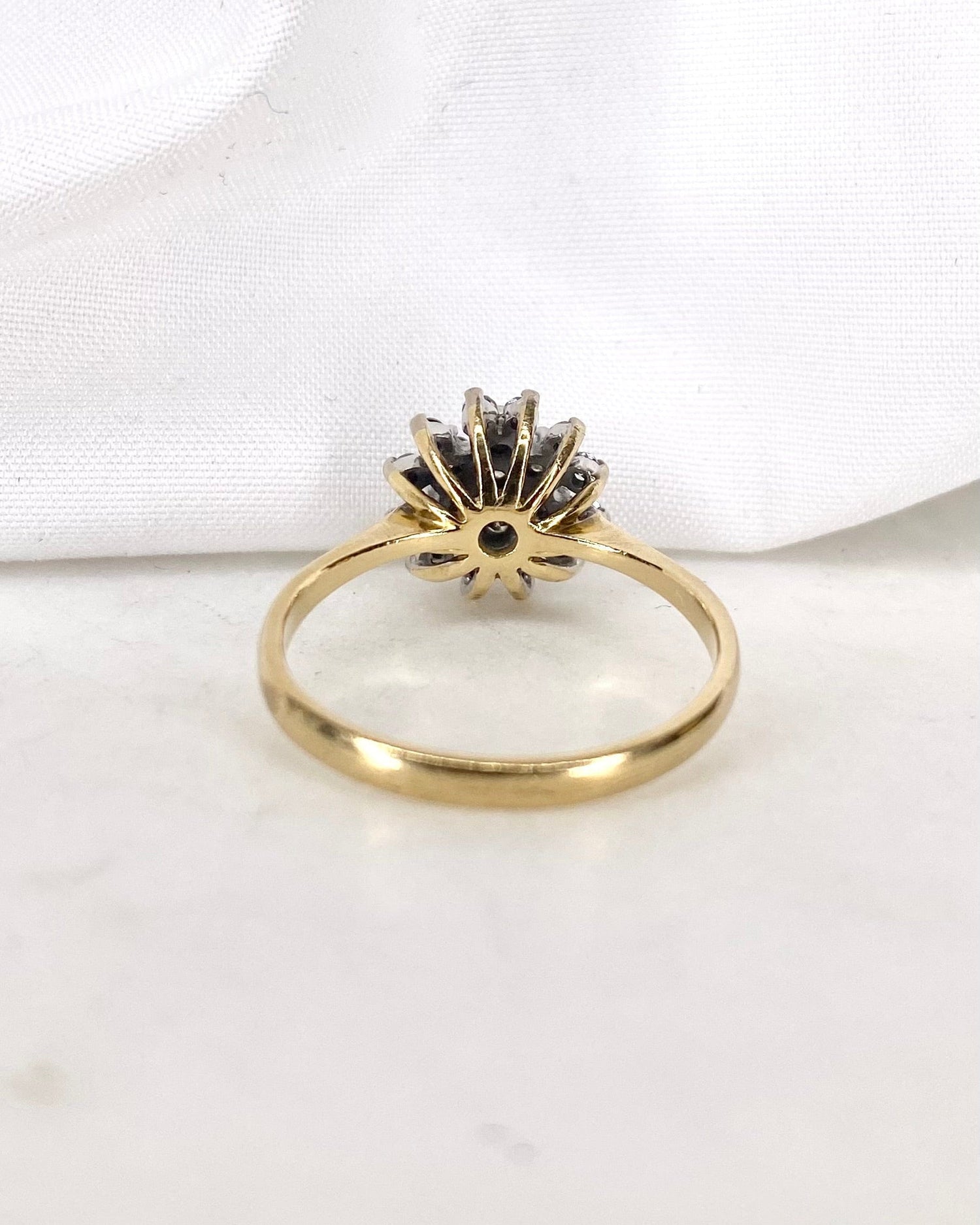 Bague Marguerite Diamants 0.39 carat "Emy"