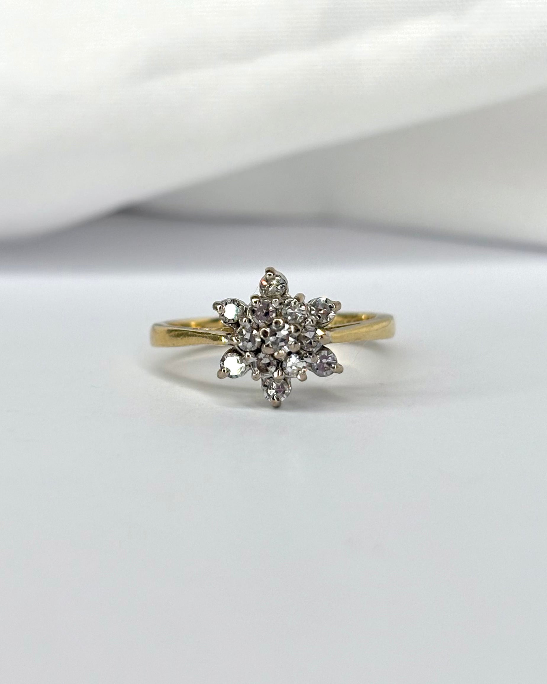 Bague Marguerite 12 Diamants "Elsa"