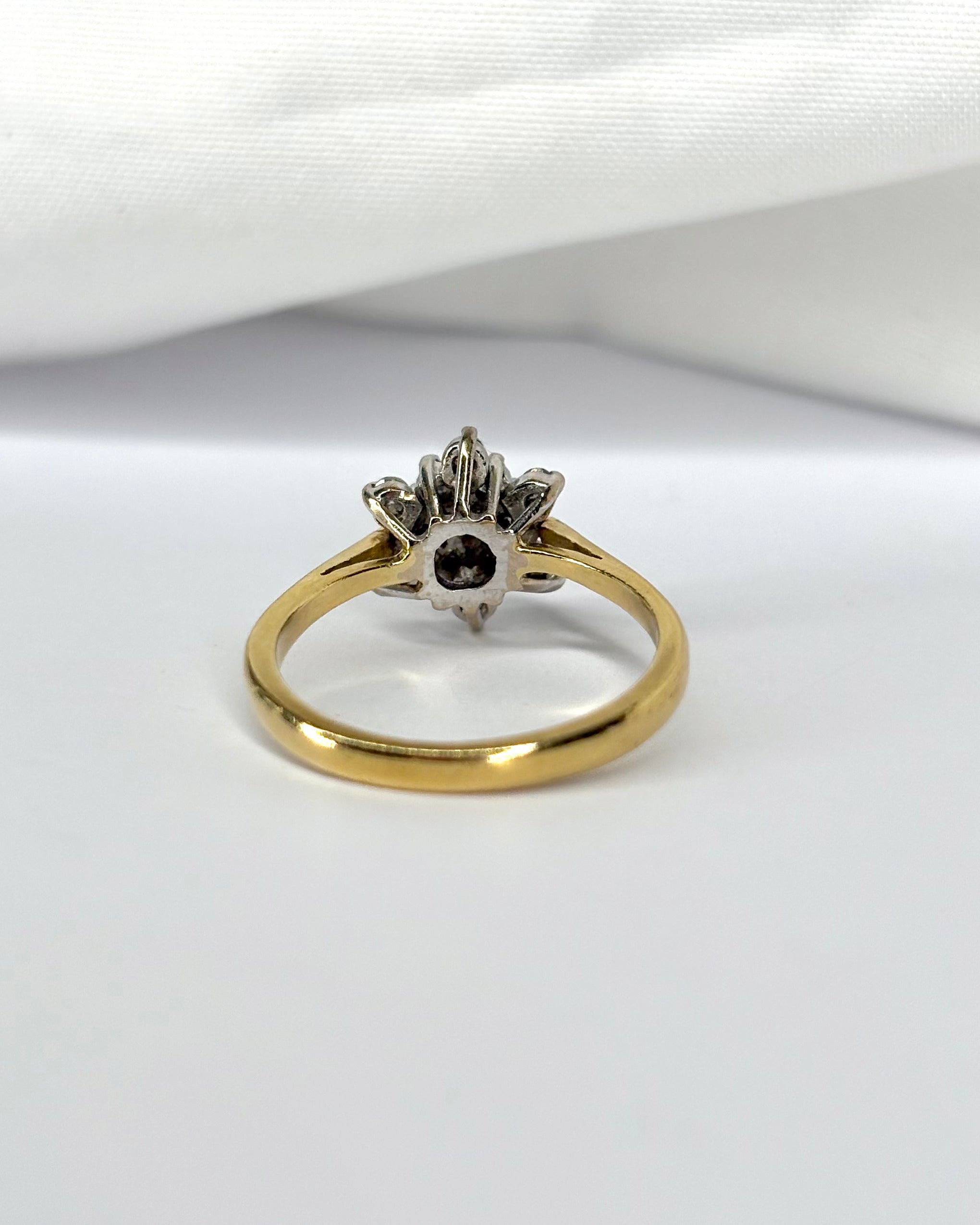 Bague Marguerite 12 Diamants "Elsa"