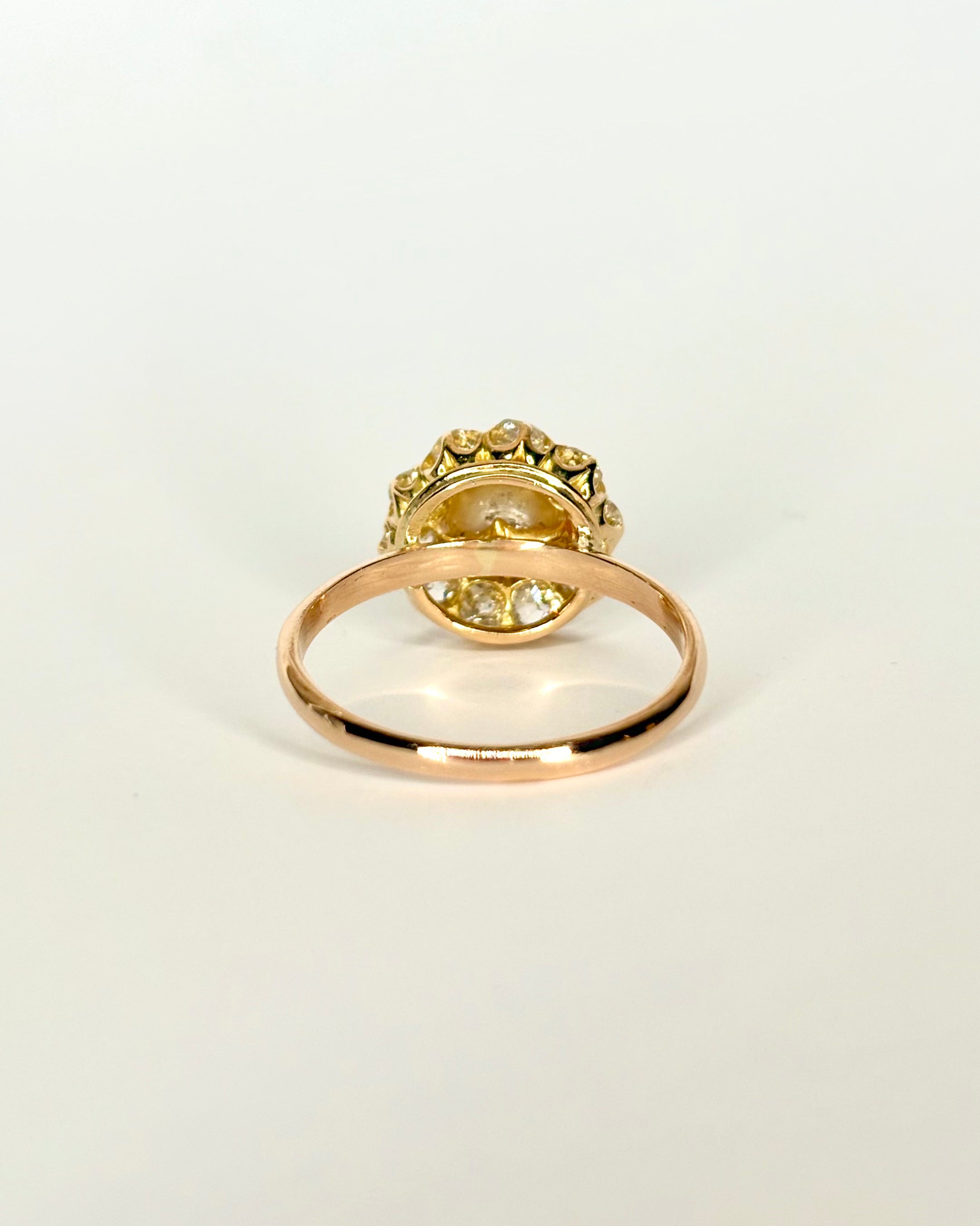 Bague Marguerite Diamants 0.70 carat & Perle "Suzanne"