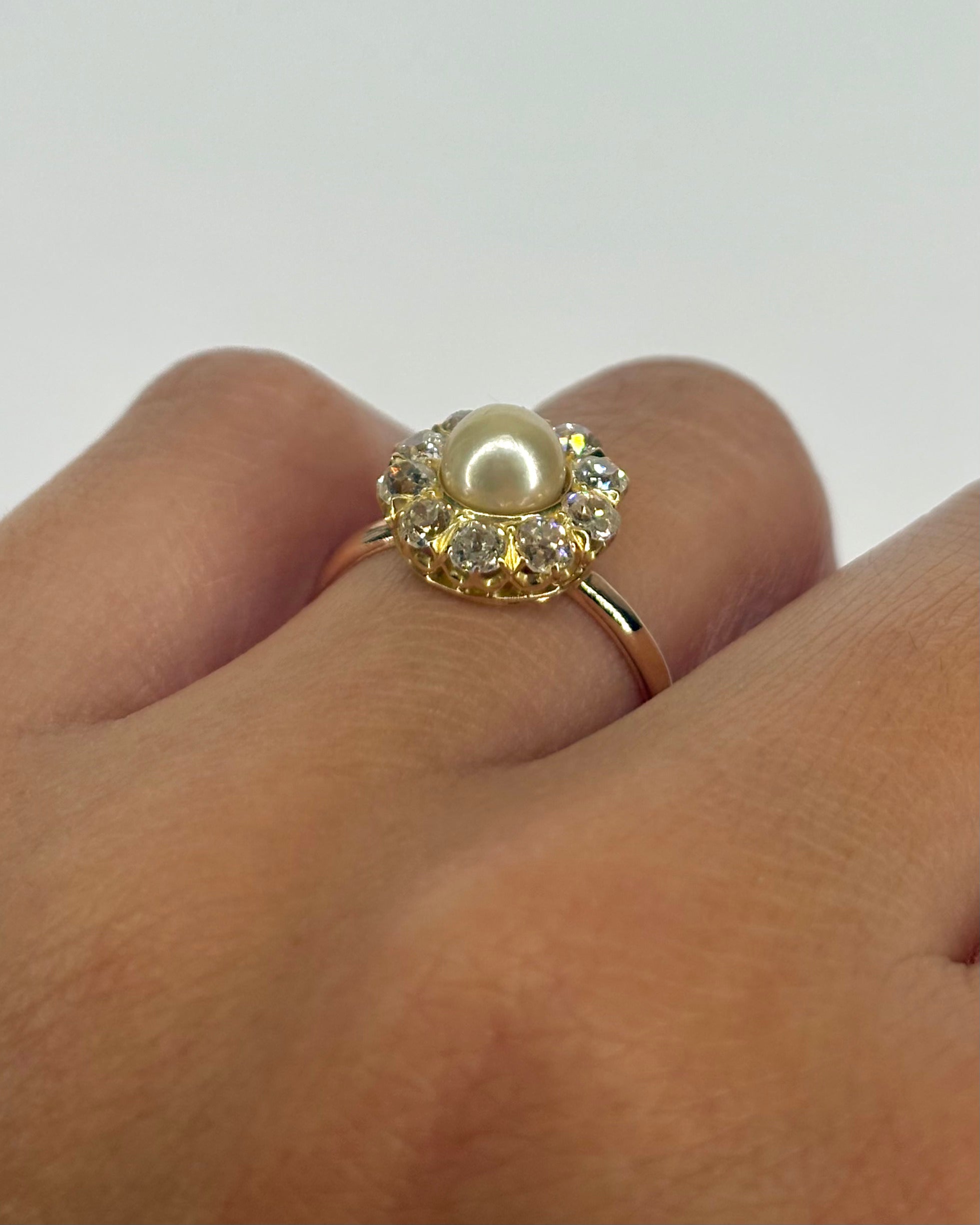 Bague Marguerite Diamants 0.70 carat & Perle "Suzanne"