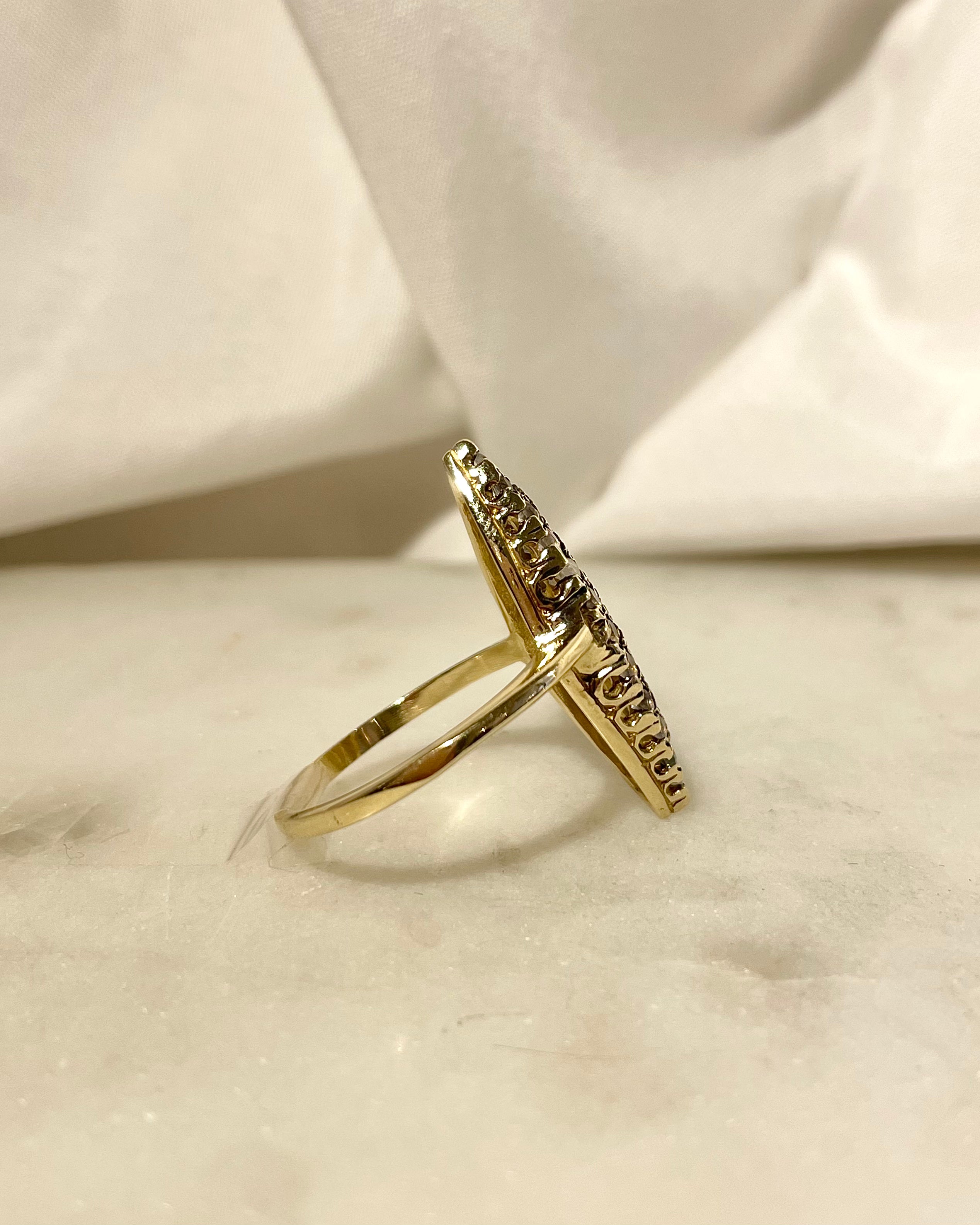 Bague Marquise 27 Pierres de Lune 0.90 carat “Luna”