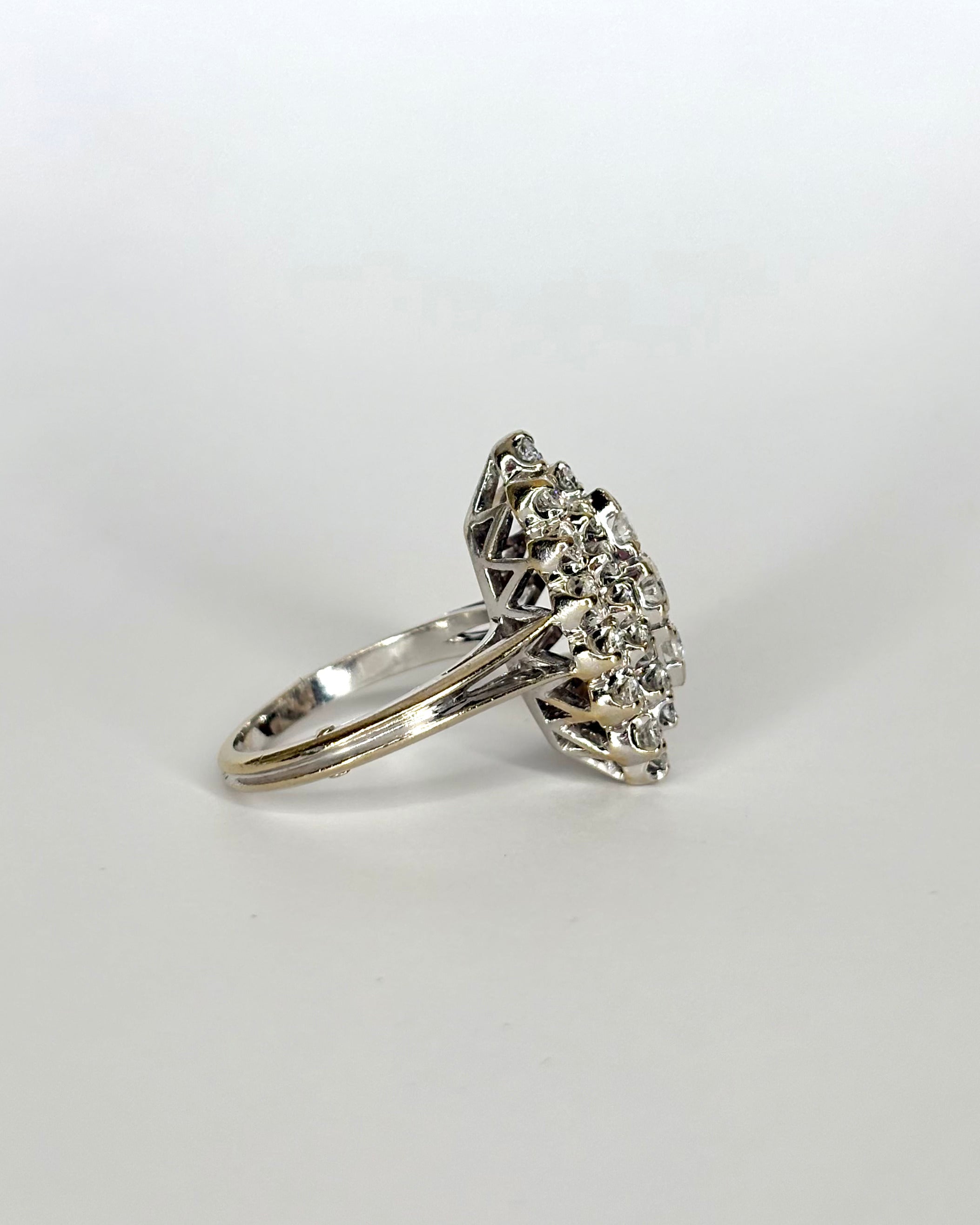 Bague Marquise Diamants 1.17 ct "Daphné"