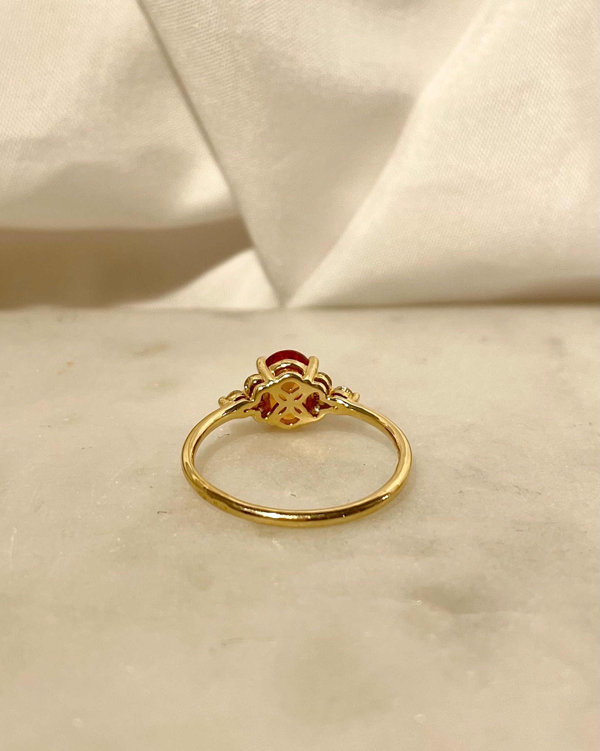 Bague Trilogie Saphir Orange 1.20 carat & Diamants “Clementine”