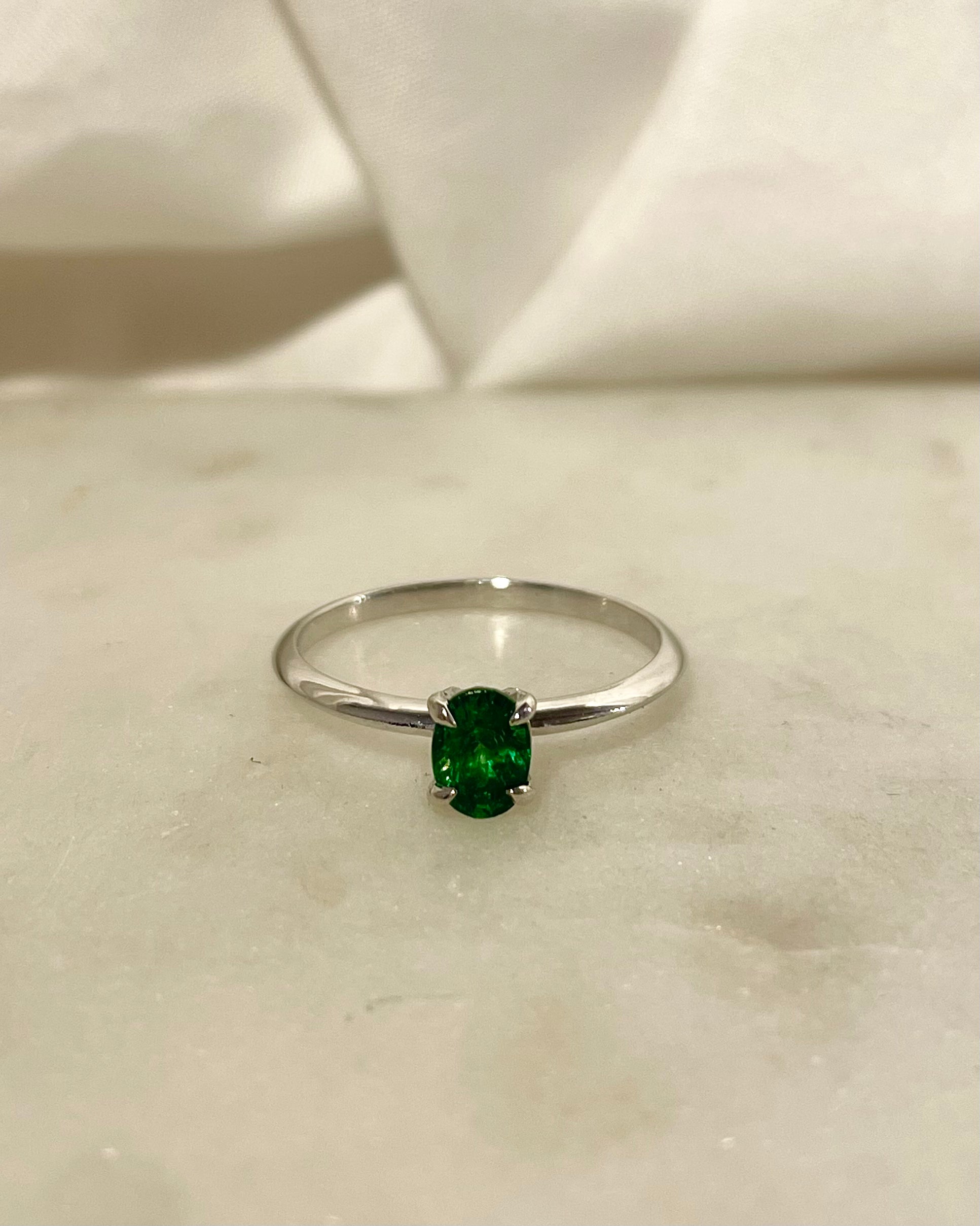 Bague Solitaire Grenat Tsavorite 0.70 carat "Astelle"