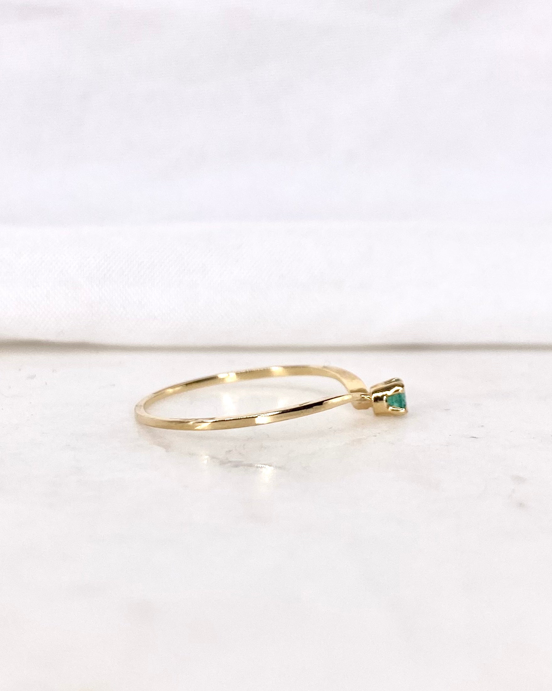 Bague Diadème Solitaire Émeraude "Celia"