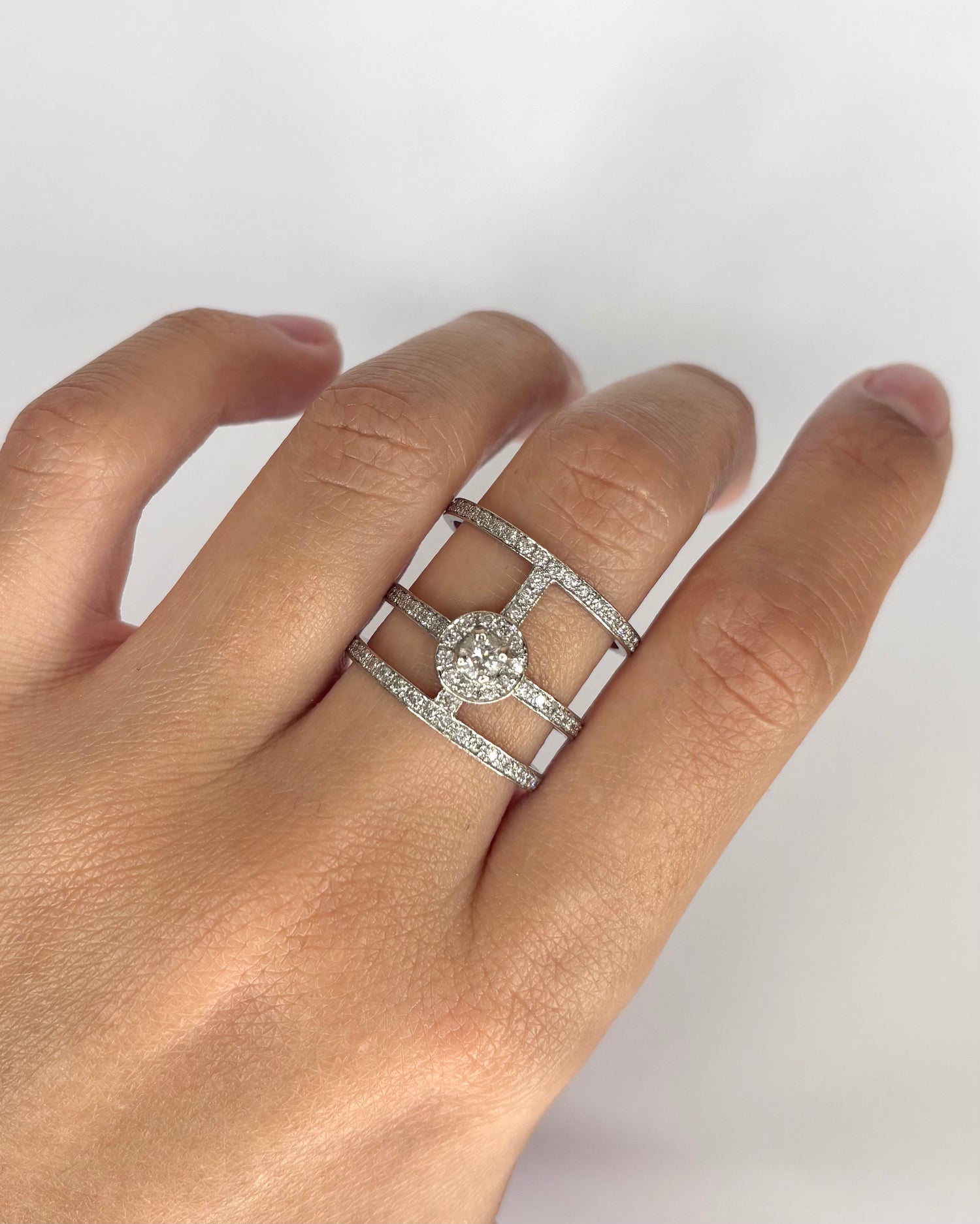 Bague Vintage Trois Anneaux 80 Diamants 0.99 ct "Mélanie"
