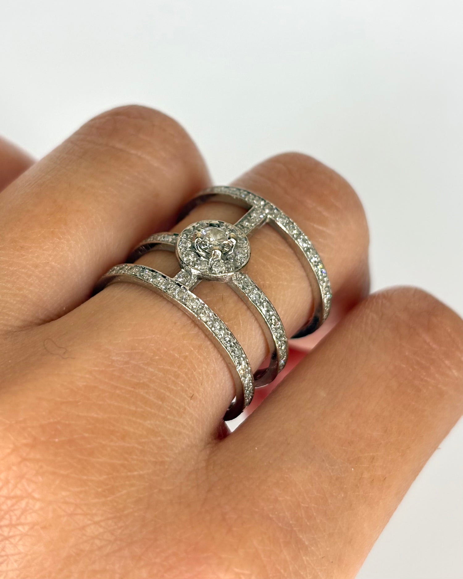 Bague Vintage Trois Anneaux 80 Diamants 0.99 ct "Mélanie"