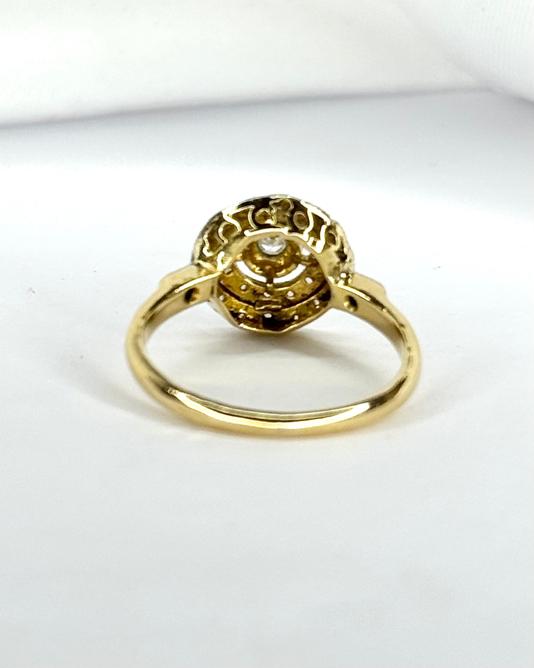Anillo Art Déco con diamantes "Cynthia"