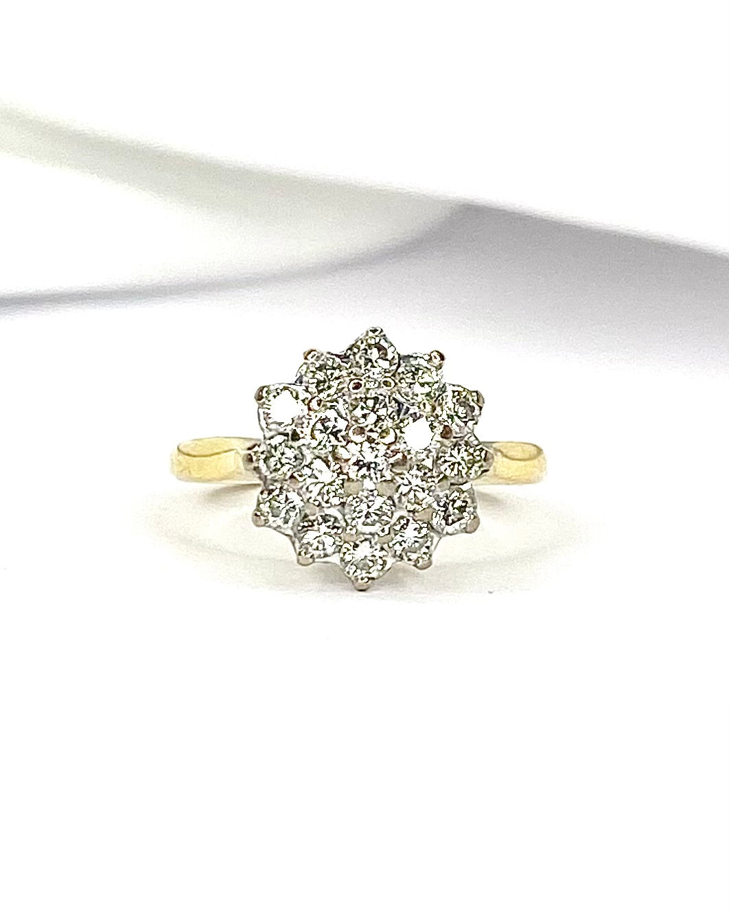 Marguerite Diamond Ring 0.95 Carat "Dina"
