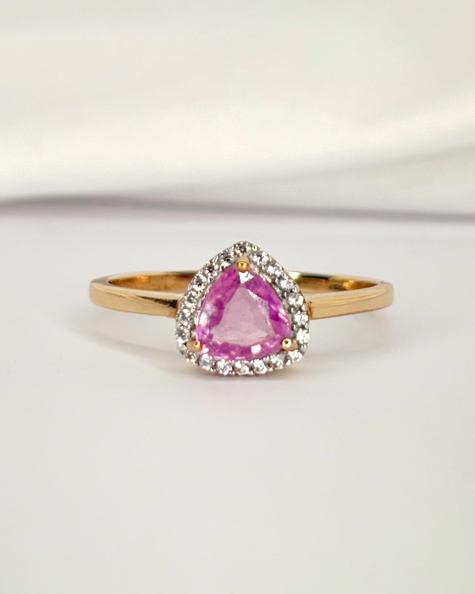 Rose Sapphire Solitaire Ring 1 Carat & Topazes "Mandy"