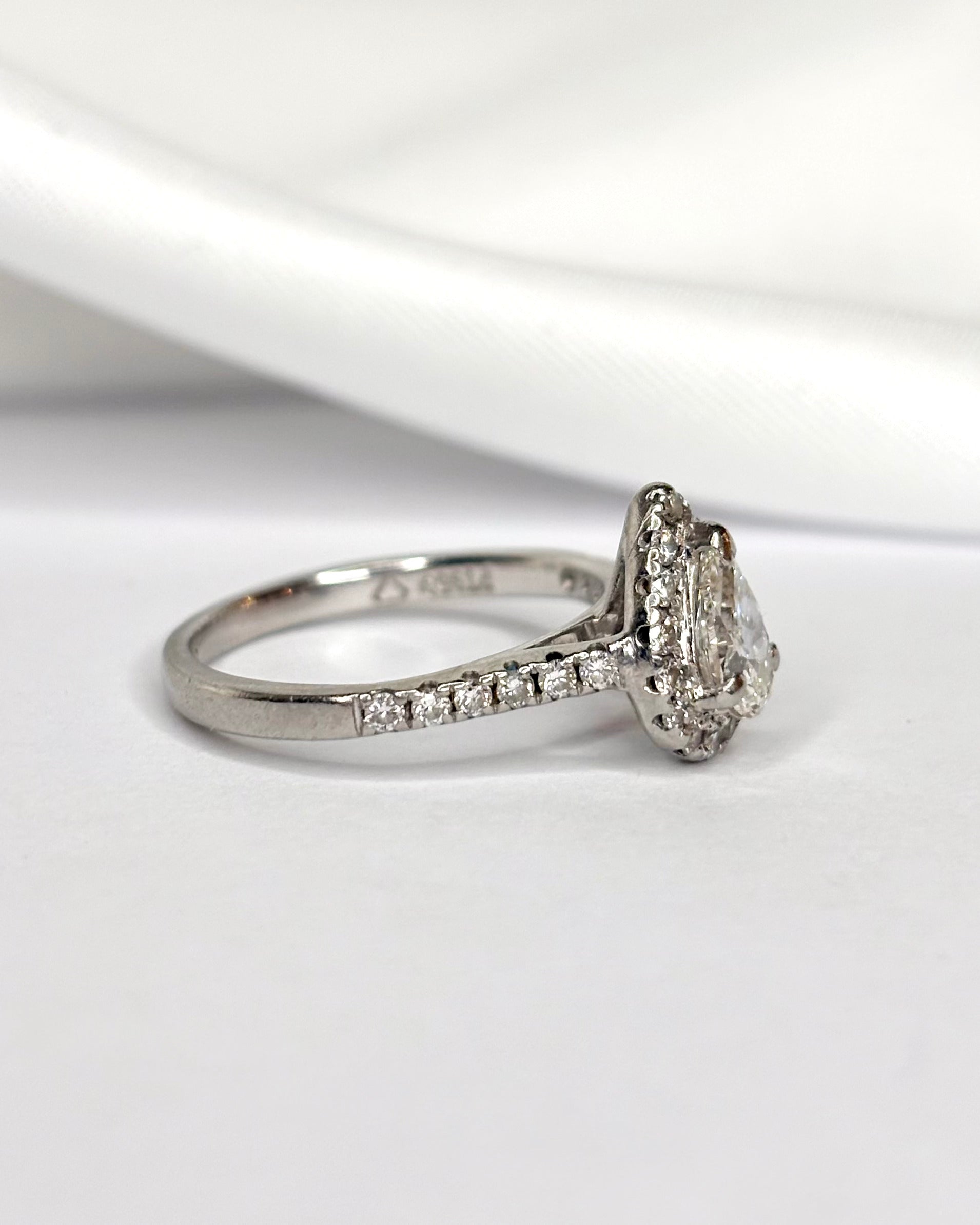 Bague Solitaire Diamants 0.77 carat "Aline"