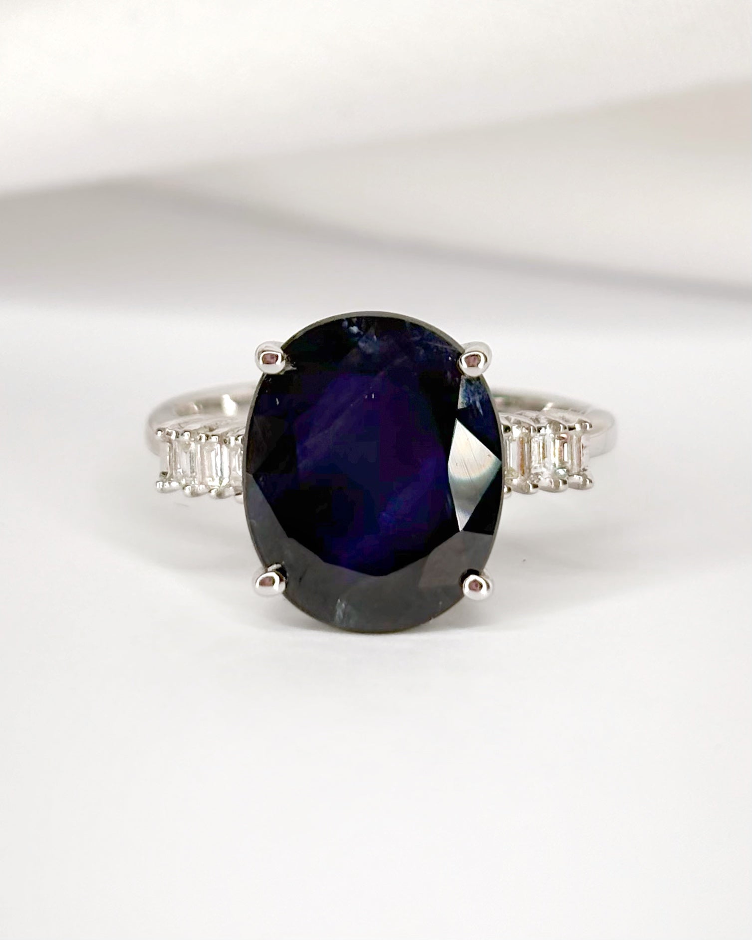 Trilogy Sapphire Ring 4.77 Carats & Baguette Diamonds 0.24 Carat "Célia"