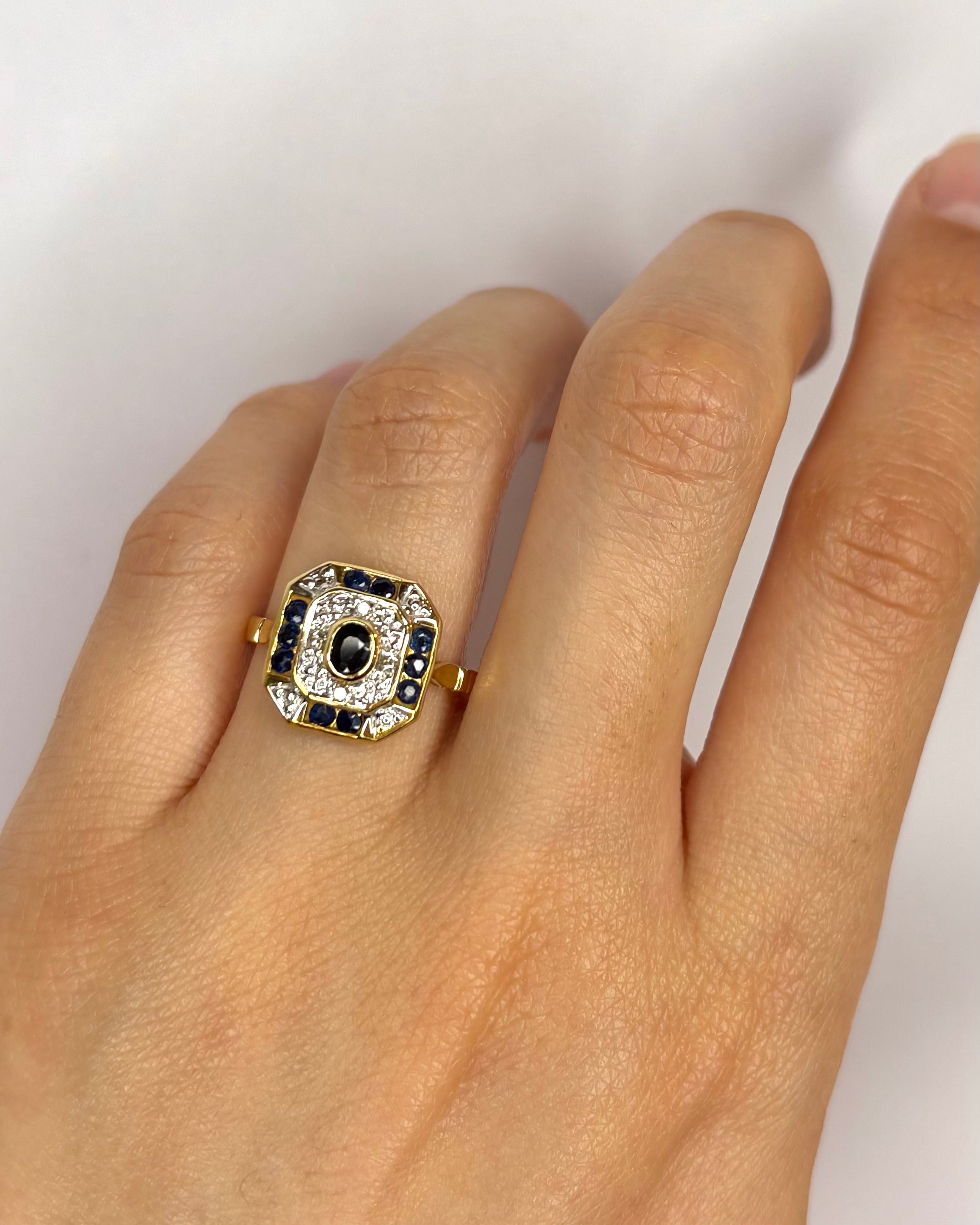 Bague Style Art-Déco Saphir 0.55 carat & Diamants "Enes"