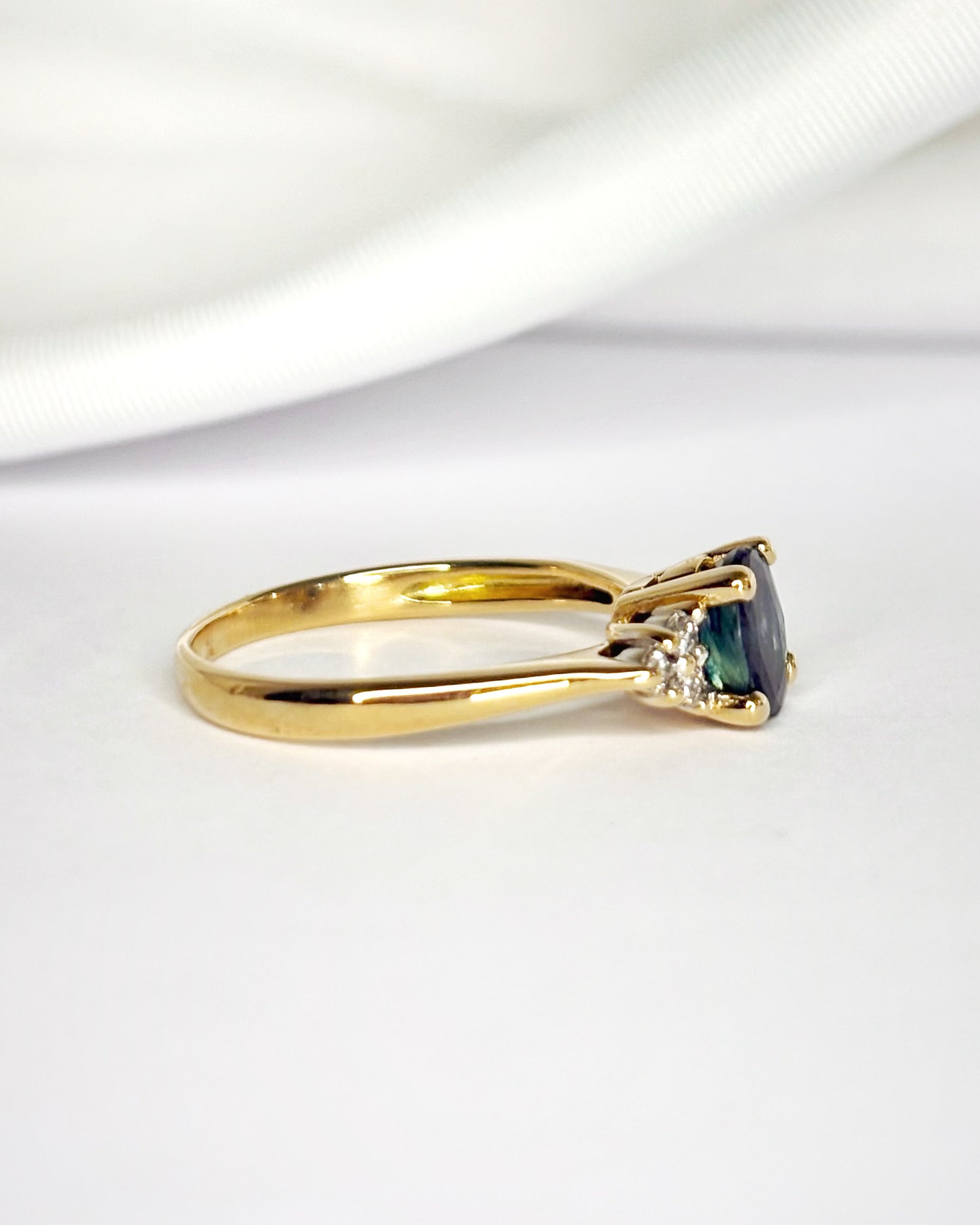 Trilogy Sapphire 1.20 Carat & Diamonds Ring "Laurette"