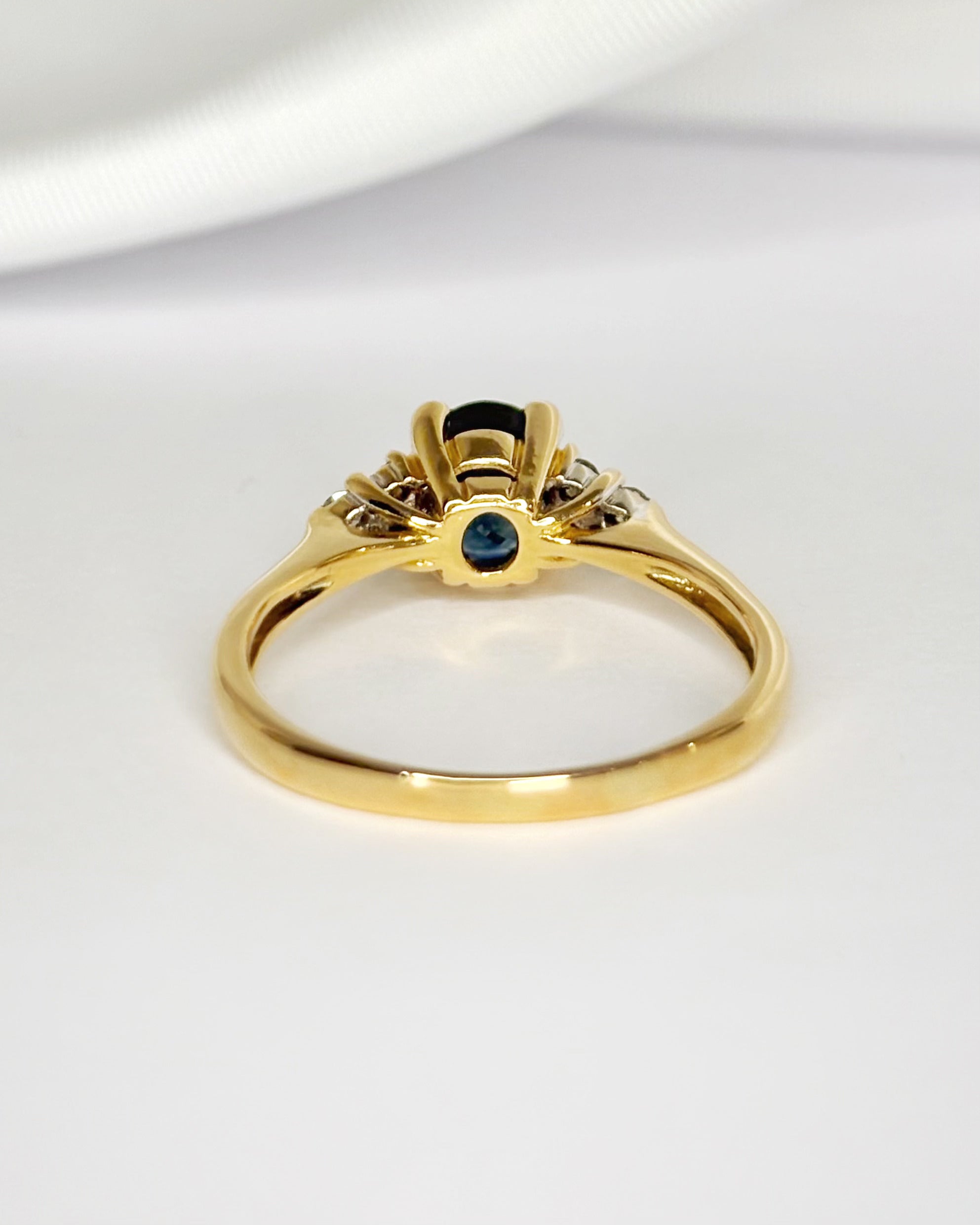 Trilogy Sapphire 1.20 Carat & Diamonds Ring "Laurette"