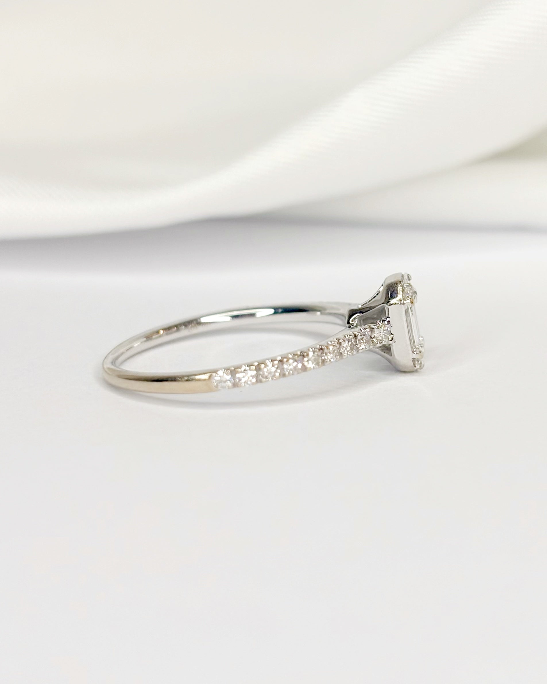 Bague Solitaire Diamants 0.39 carat "Rahma"