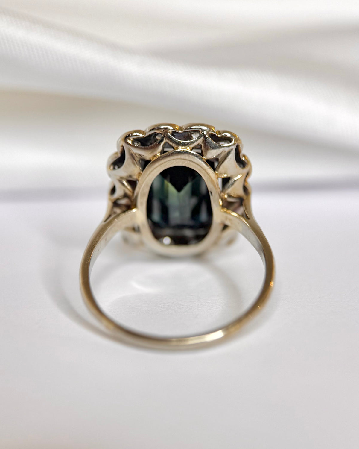 Bague Art-déco Saphir Teal 5.10 carats & Diamants 4.88g "Janette"