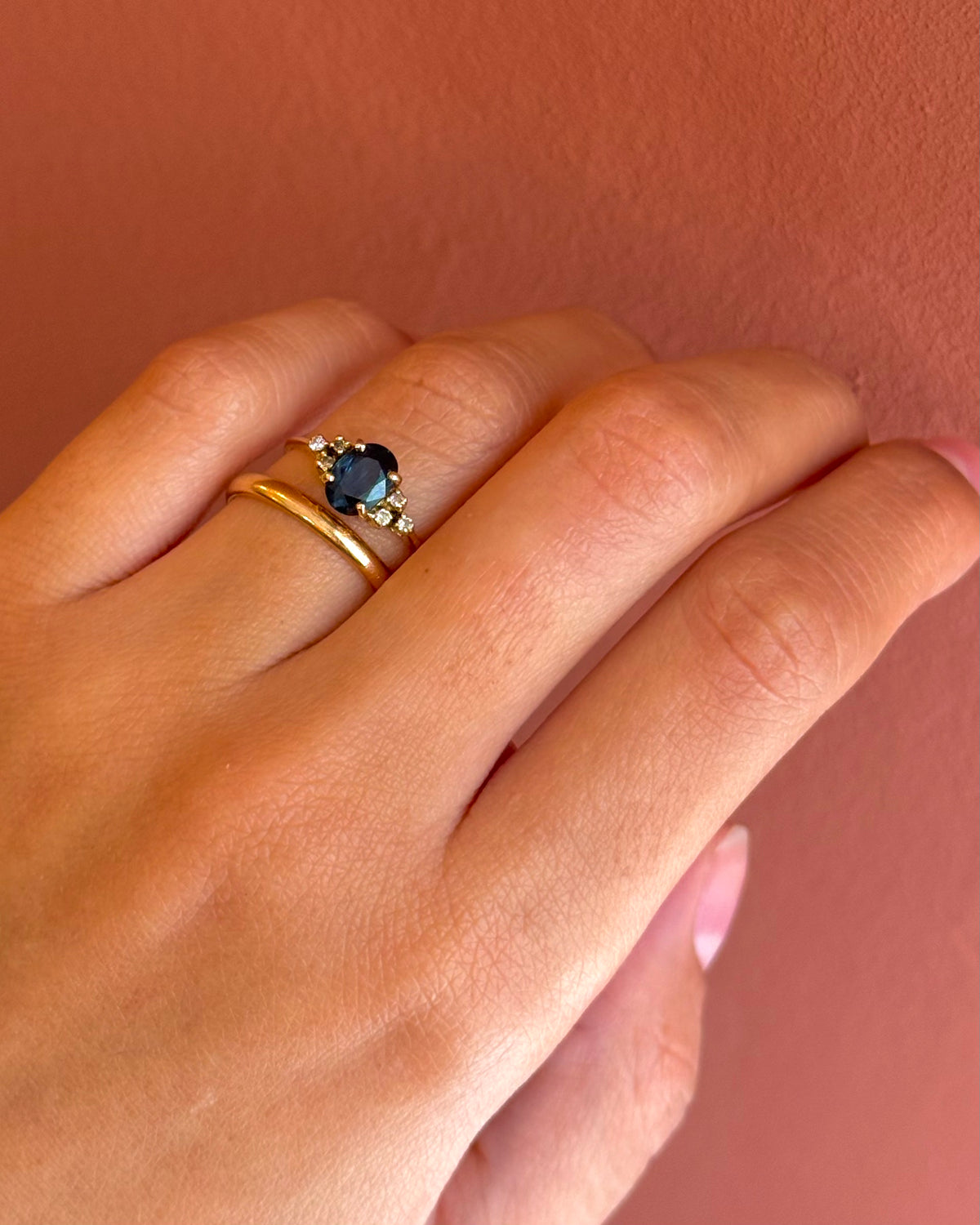 Bague Trilogie Saphir 0.85 carat & Diamants "Mystie"