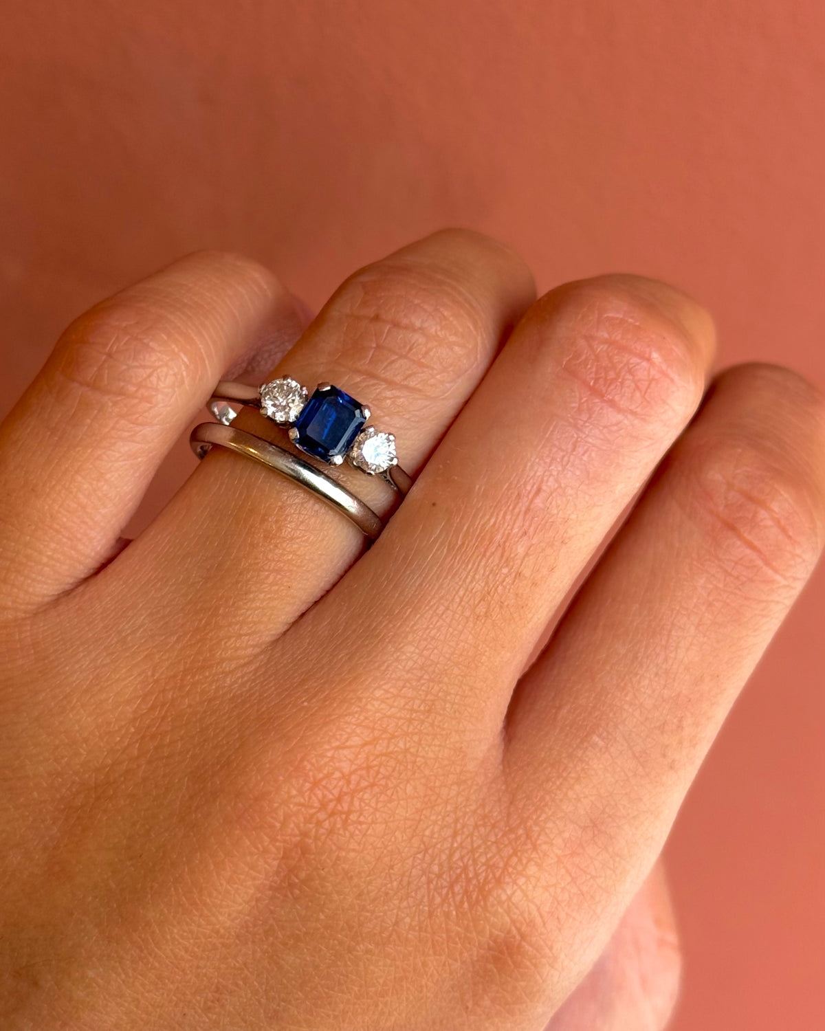 Bague Trilogie Saphir 0.85 carat & Diamants 0.40 carat "Isabella"