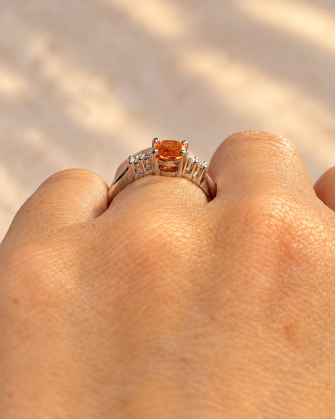 Bague Trilogie Saphir Abricot 1 carat & Diamants 0.24 carat "Amandine"