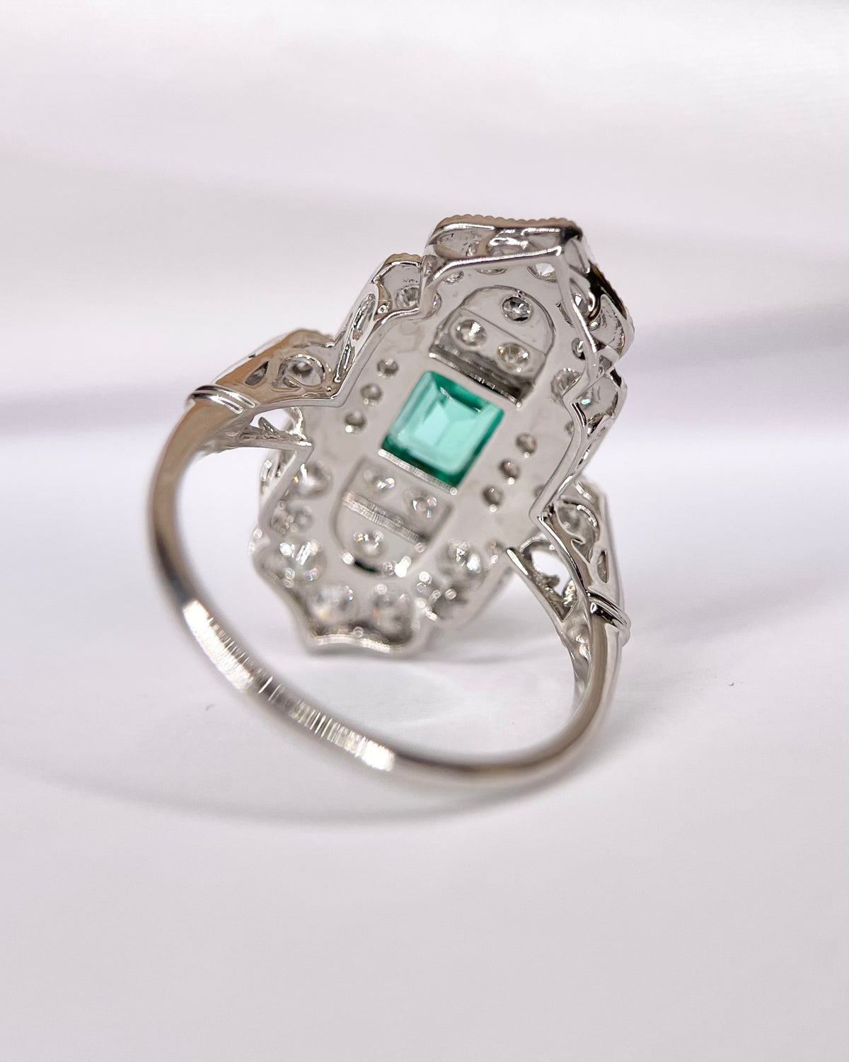 Art Deco-style Colombian Emerald Ring 0.59 carat & Diamonds 0.93 carat "Minerva"