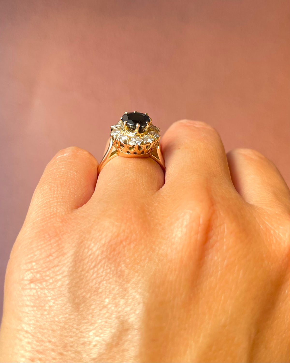 Bague Marguerite Saphir 1.75 carat & Diamants 0.70 carat 6,14g "Mariette"