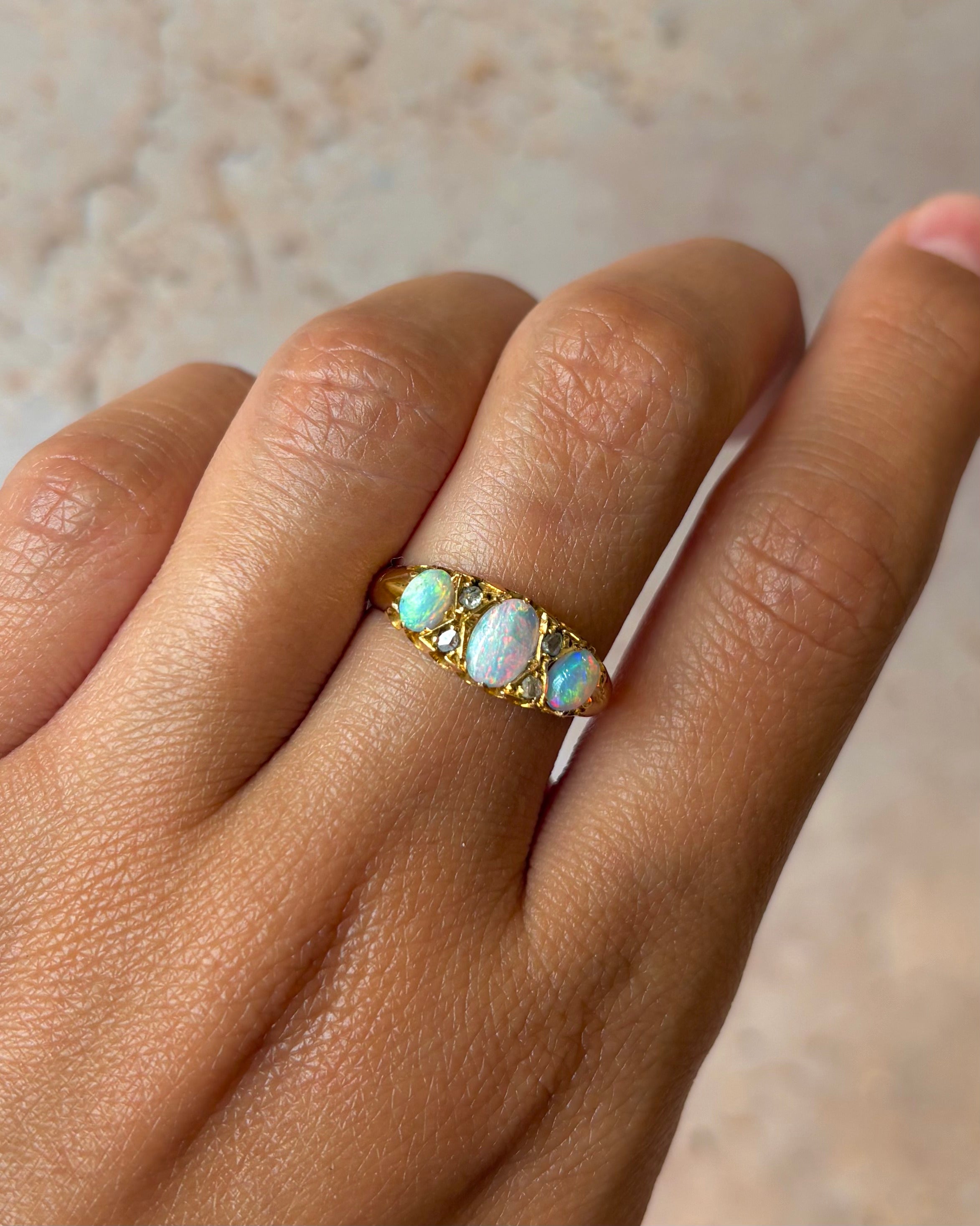 Bague Rivière Opales & Diamants "Mona"