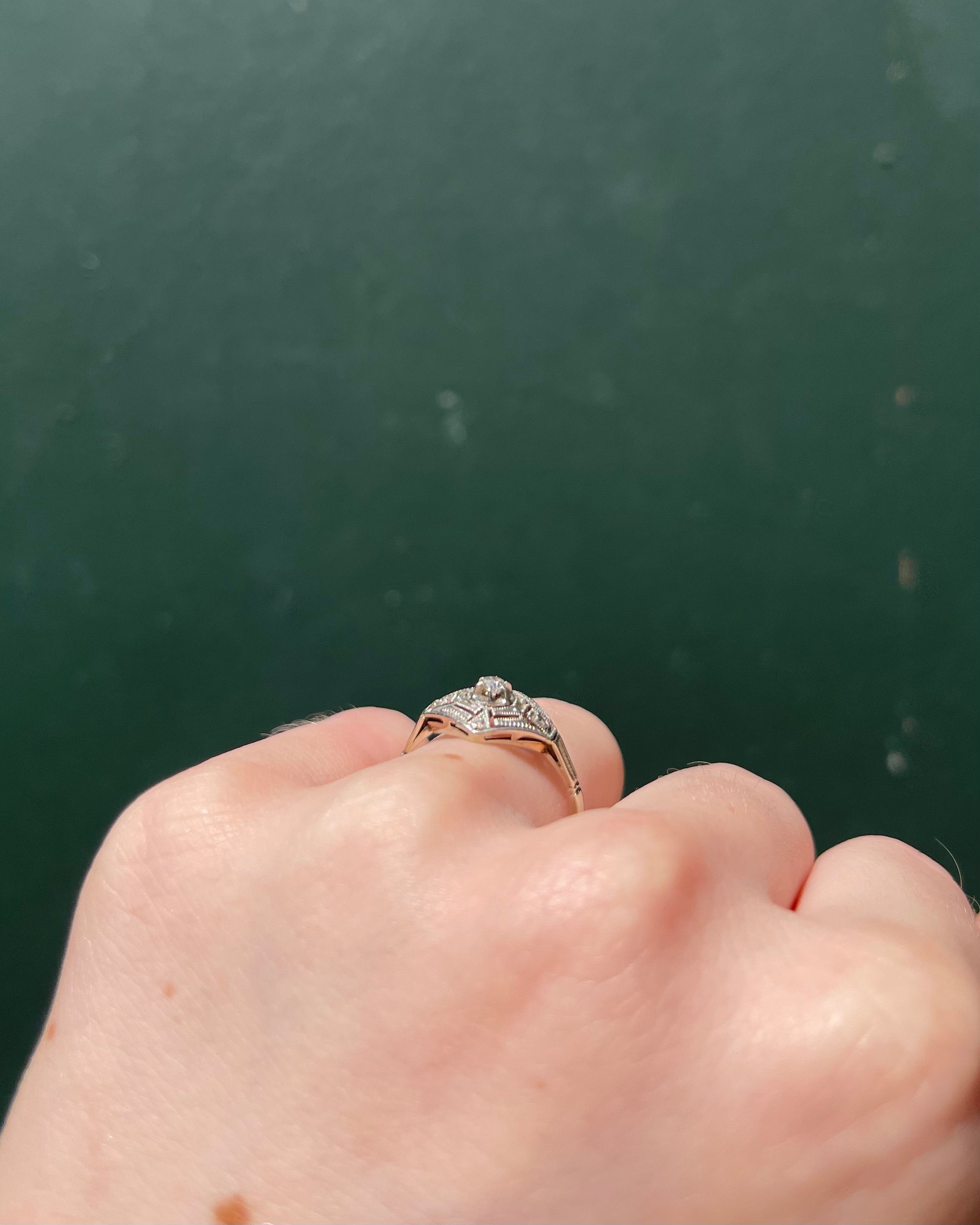 Bague Art-Déco Diamants 0.07 carat “Sixtine”