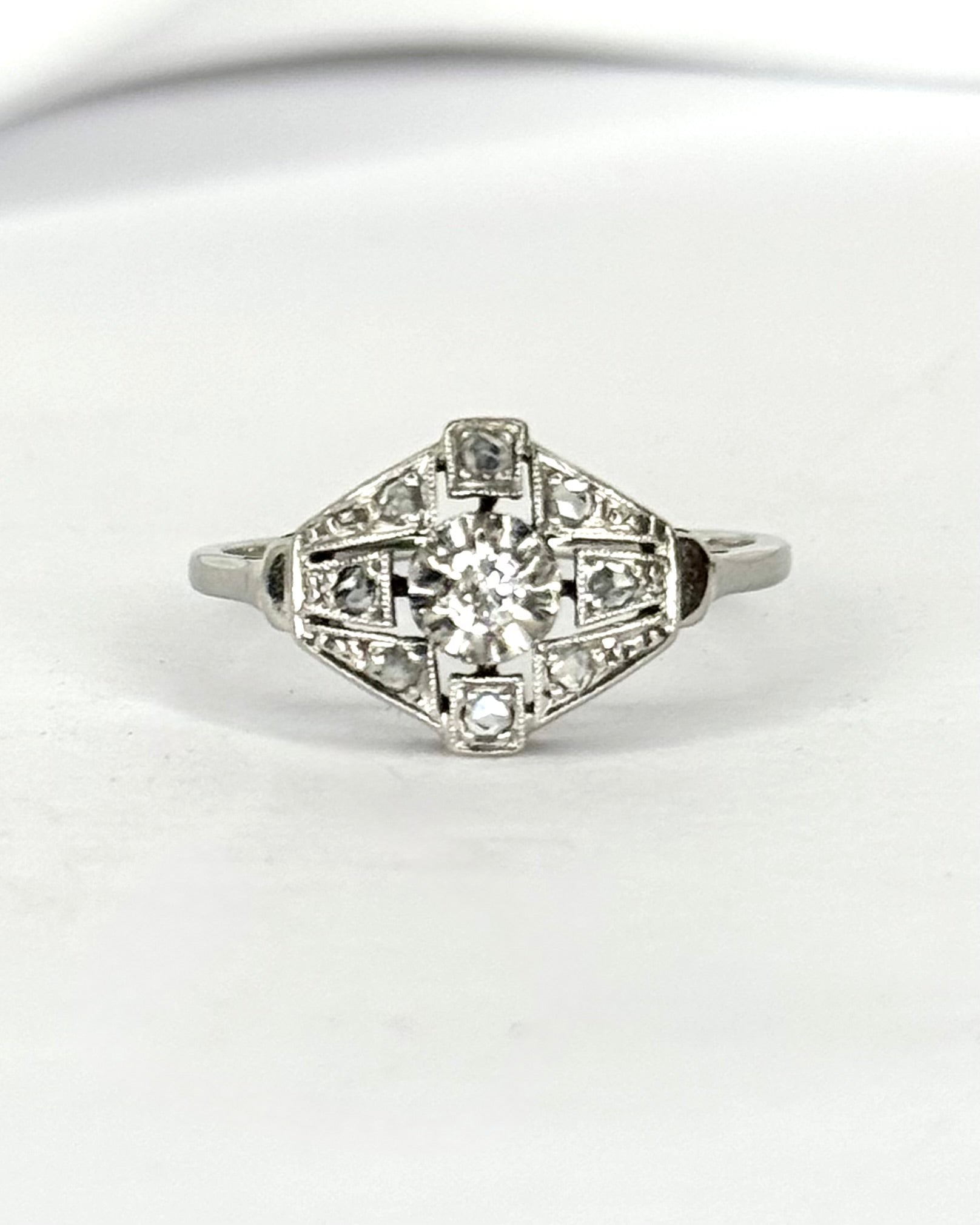 Anillo art déco de diamantes de 0,20 quilates «Doriane»