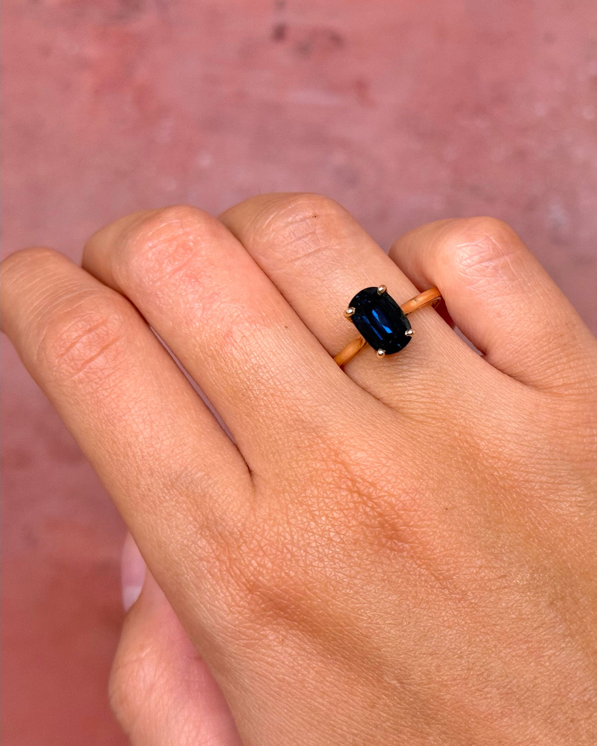 2.63-carat Sapphire Cocktail Ring "Selena"