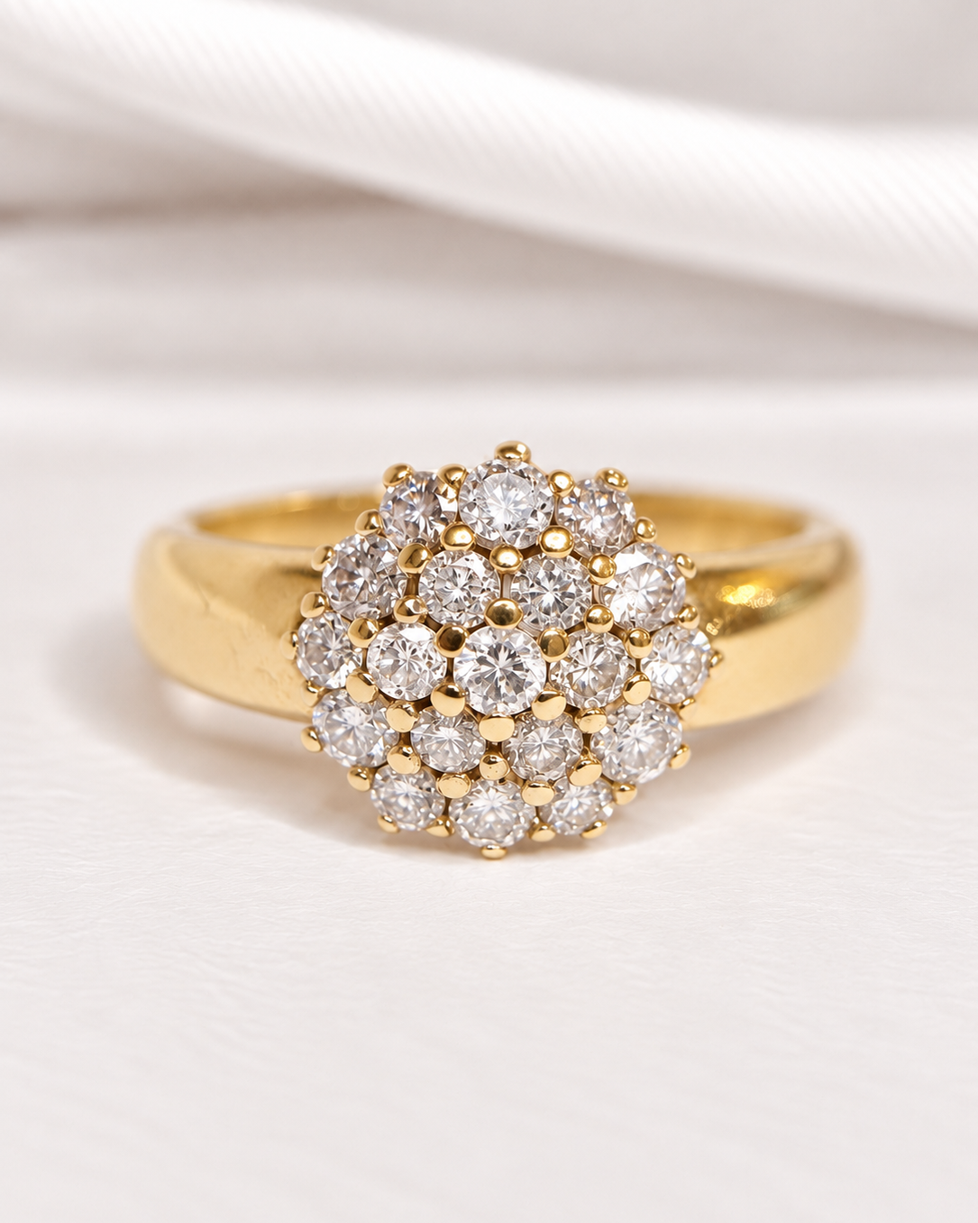 Bague Marguerite Diamants 0.89 carat 5.72g "Briana"