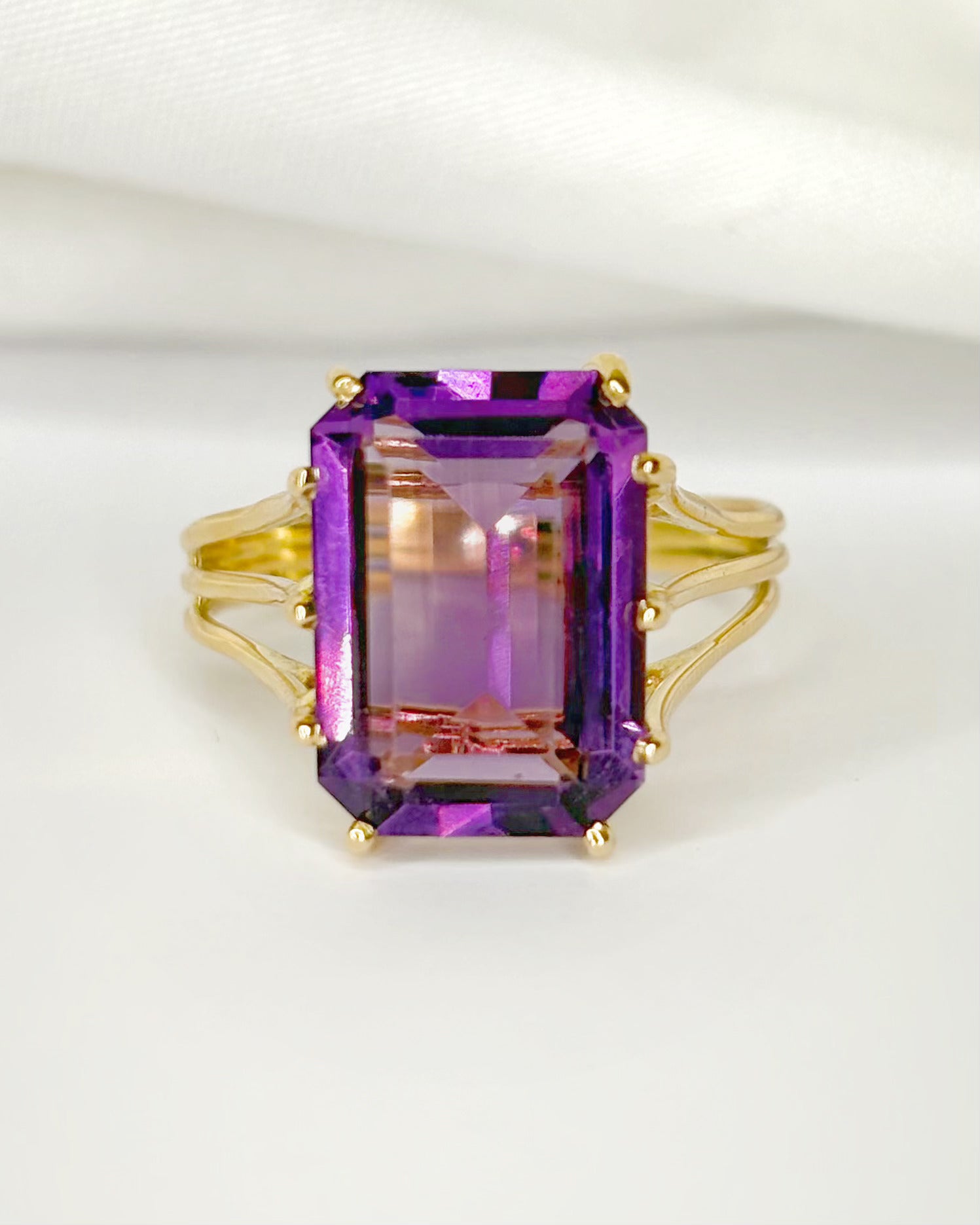 Bague Cocktail Améthyste 4.56 carats 4.33g "Carla"